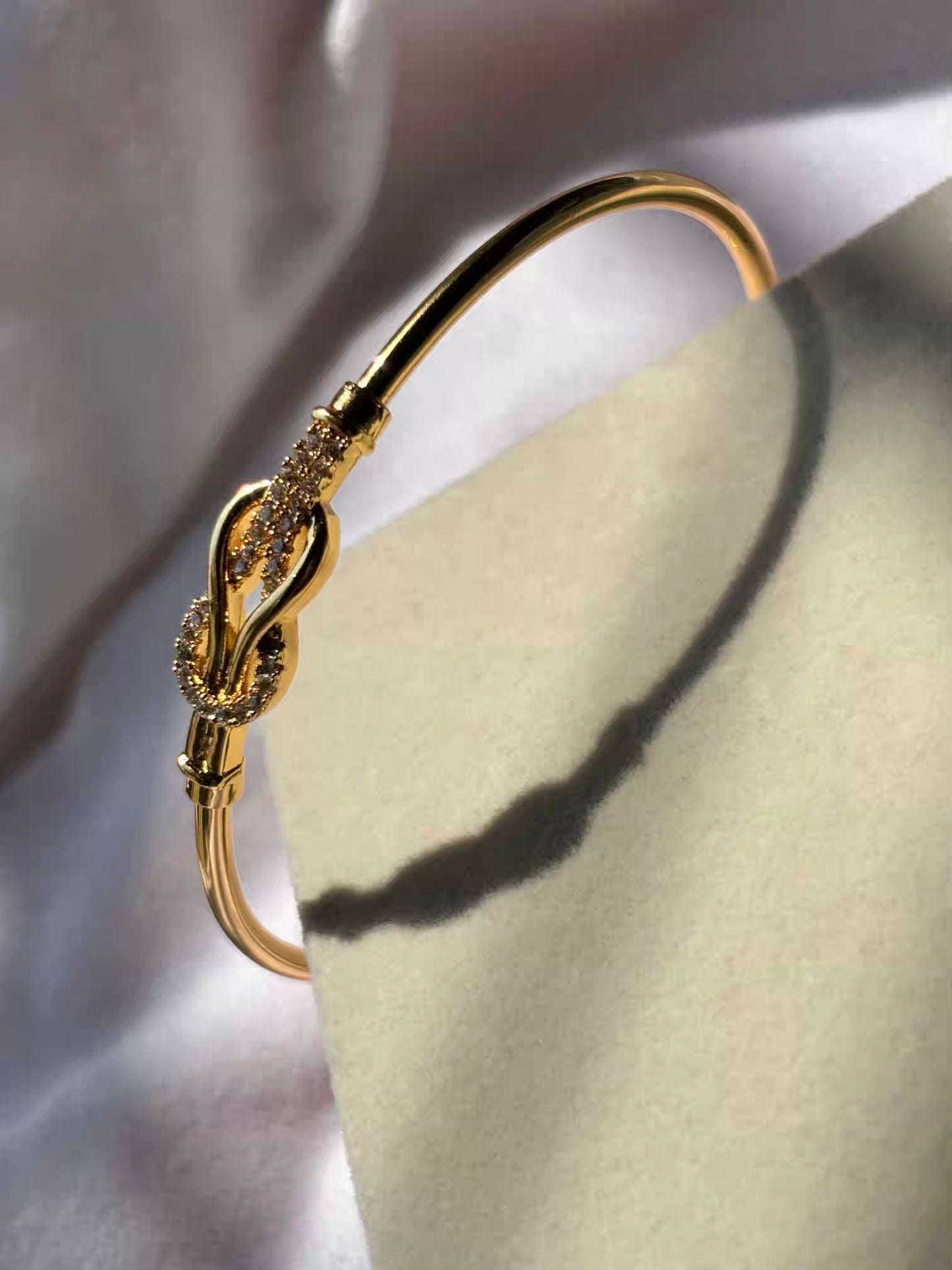 Knotty Men Women Designer Kada Bracelet Bangle - Gold