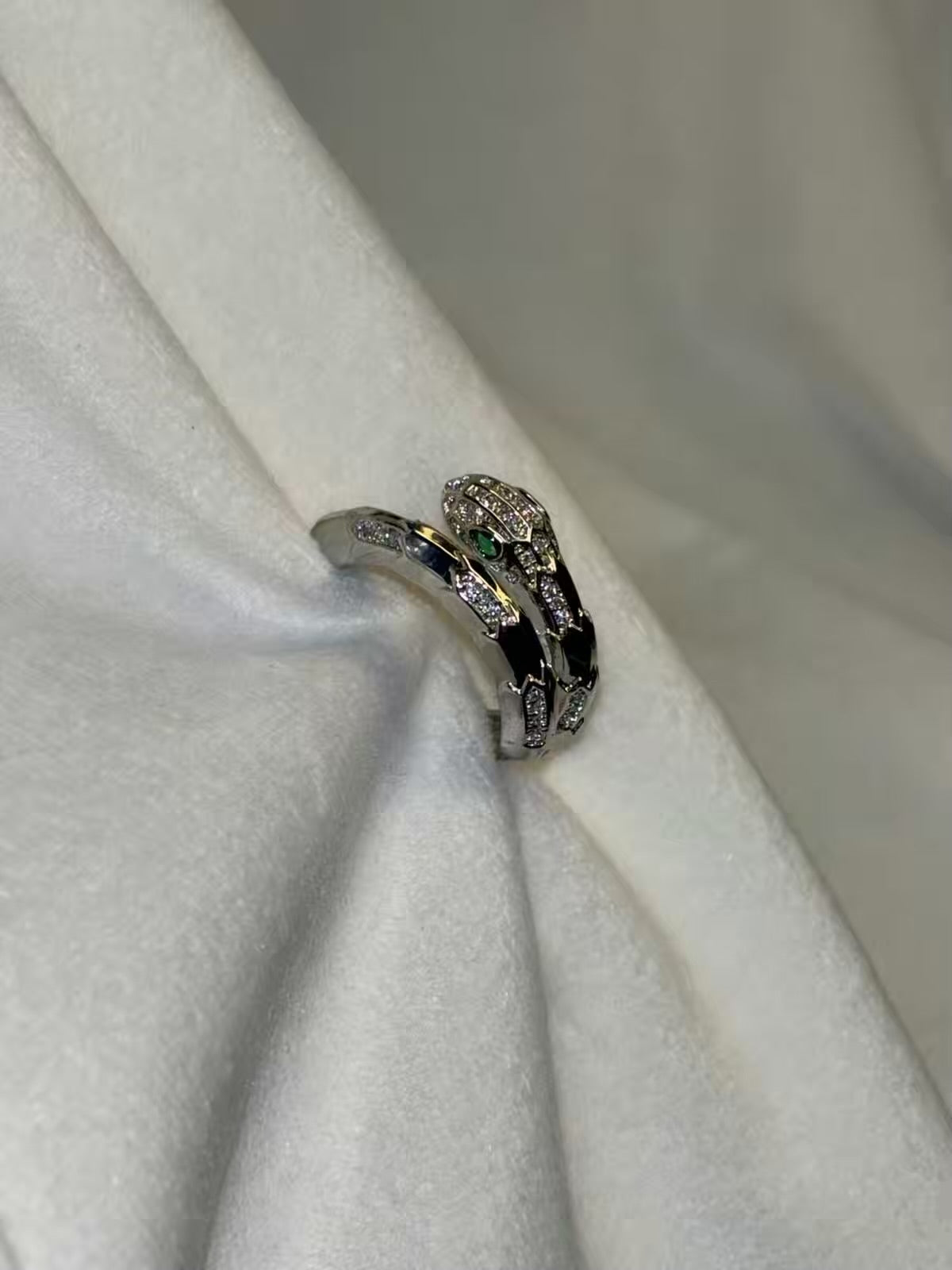 Premium Full Silver Skin Snake Adjustable Ring ( Silver )