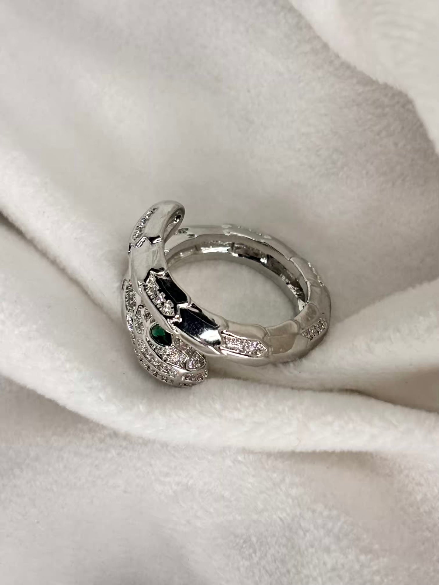 Snake Ring Band - Silver Size 7