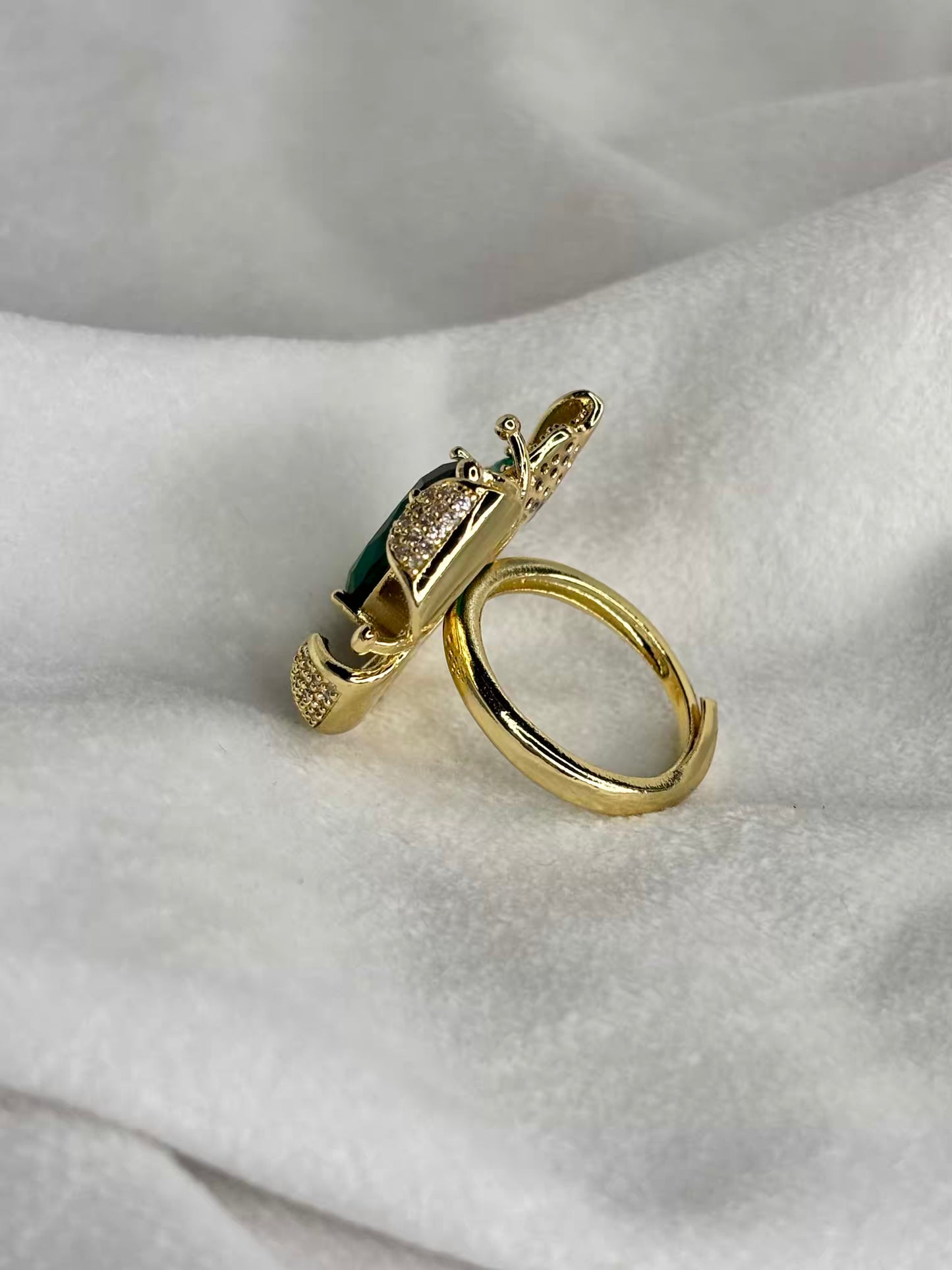 Emerald Green Butterfly Solitaire Gold Ring