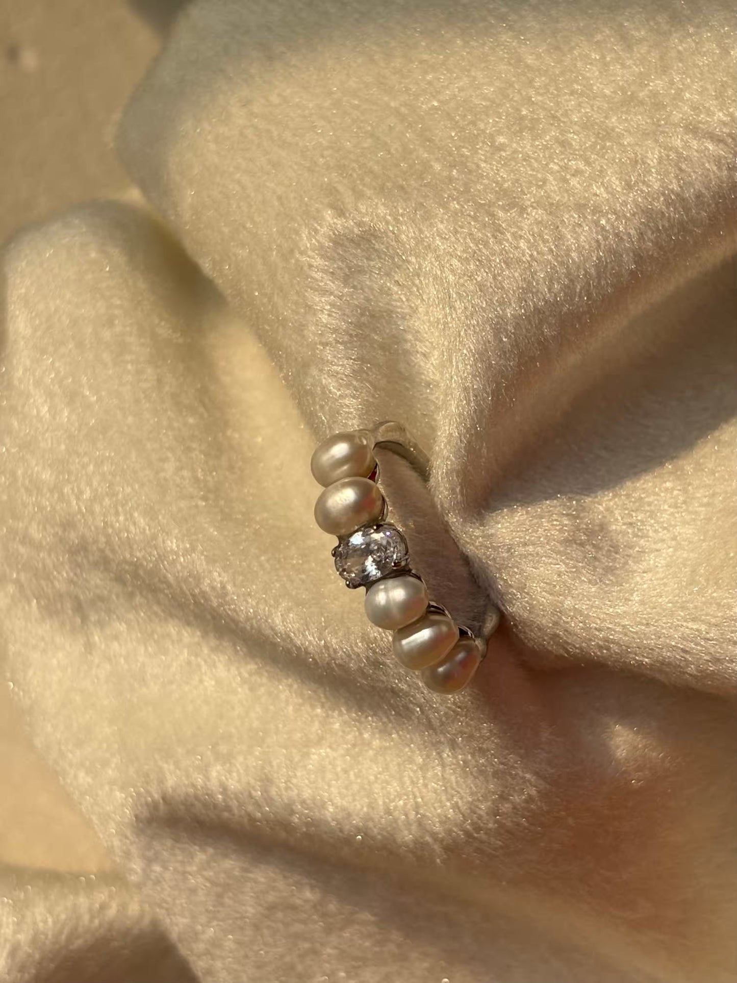 Mother Pearls Stylish Ring ( Silver )