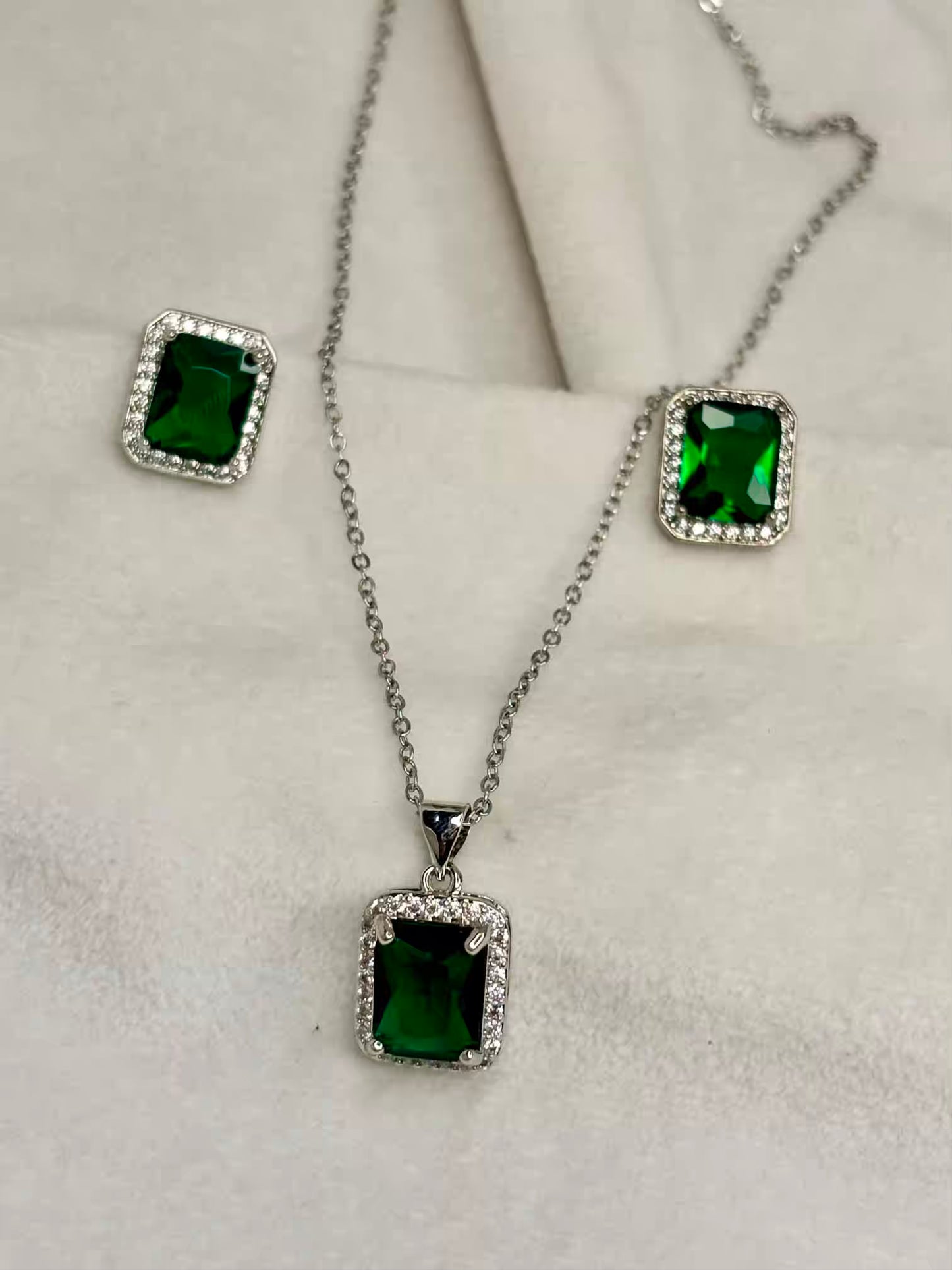 Emerald Green Diamond Necklace Ear Studs Set - Silver Plated