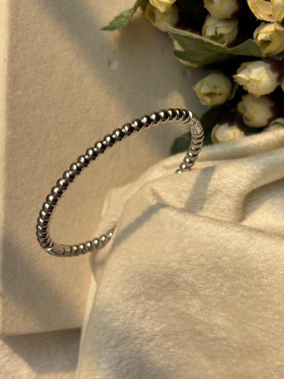 Sleeky Bracelet Silver Plated Bangle