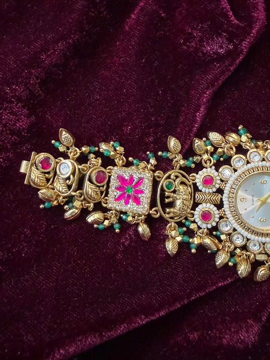 Vintage Look Thin Wrist Gold Plated Heritage Maharani Watch ( 2.2 - 2.4 Wrist )