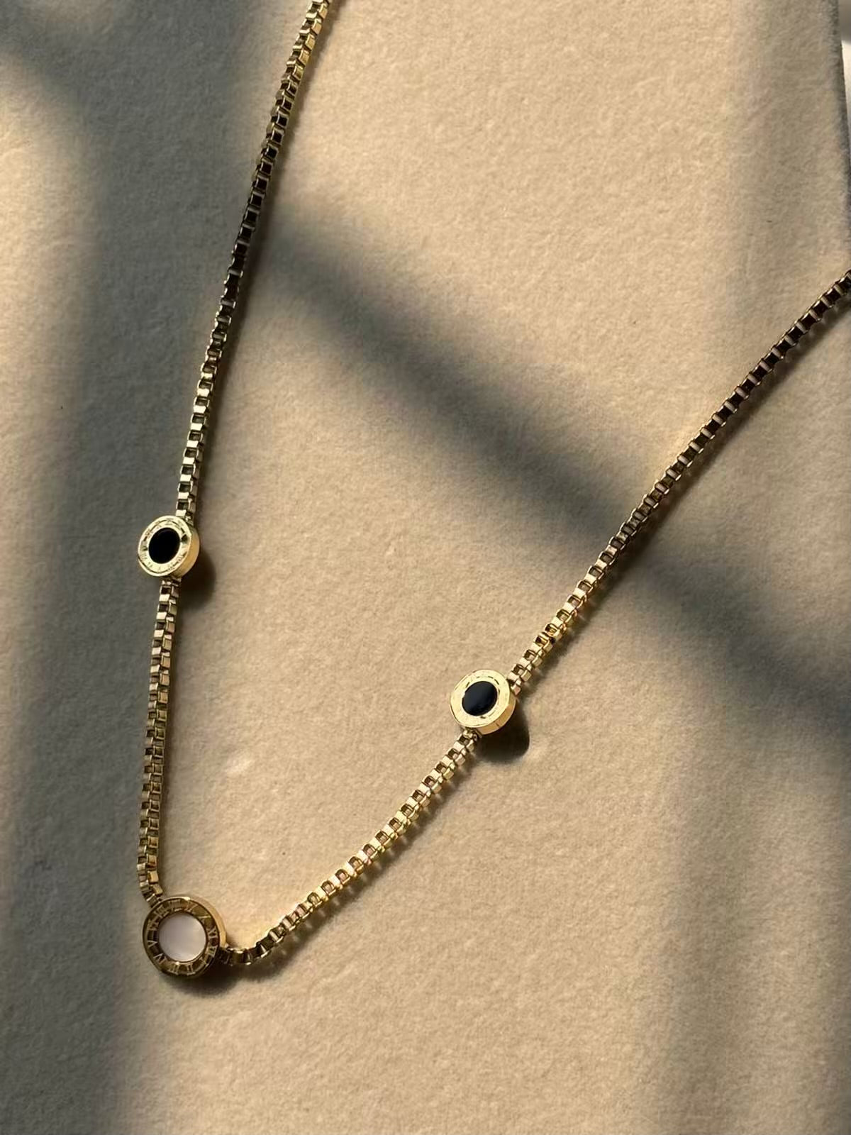Roman Thick Chain Necklace - Gold