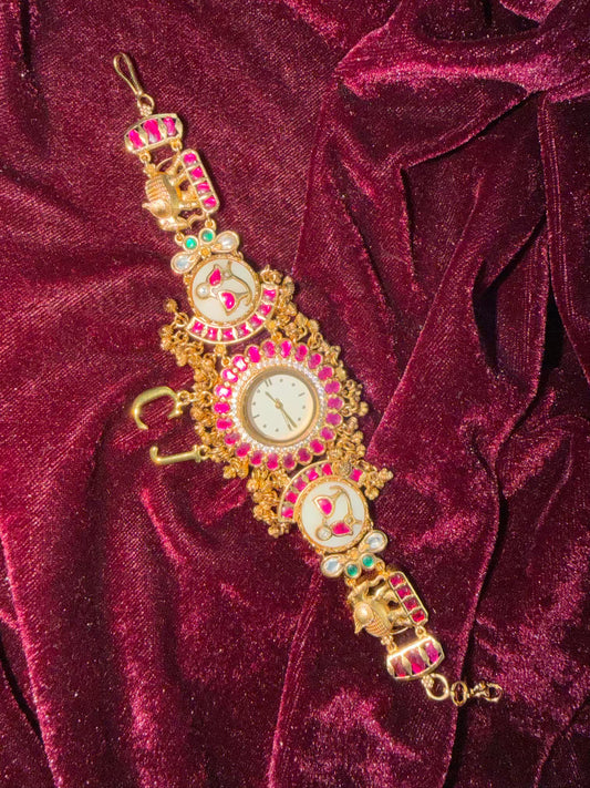Creamy Pink Dial Maharani Watch Design Heritage Bracelet