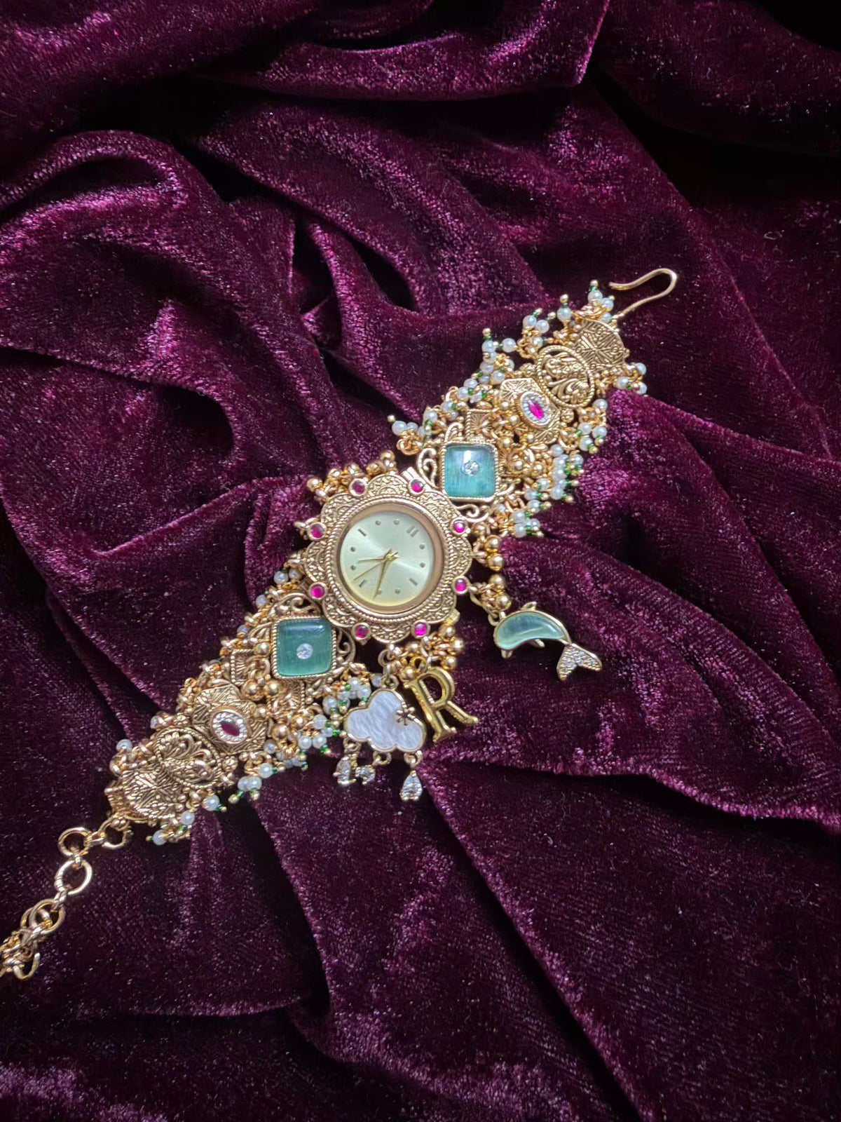 Pushtaini New Launch Square Dial Maharani Watch Heritage Bracelet (Copy)