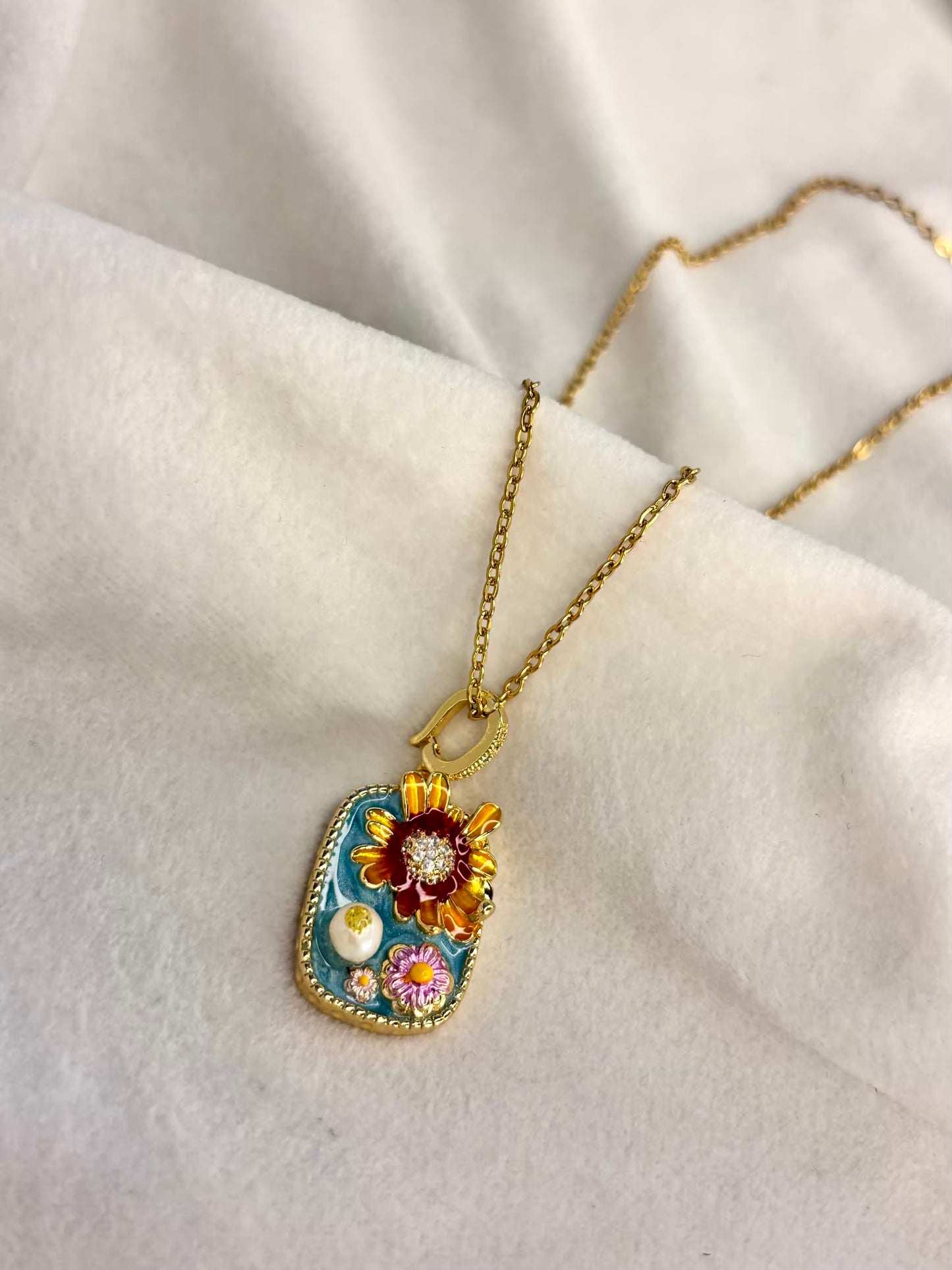 Blue Sunflower Necklace