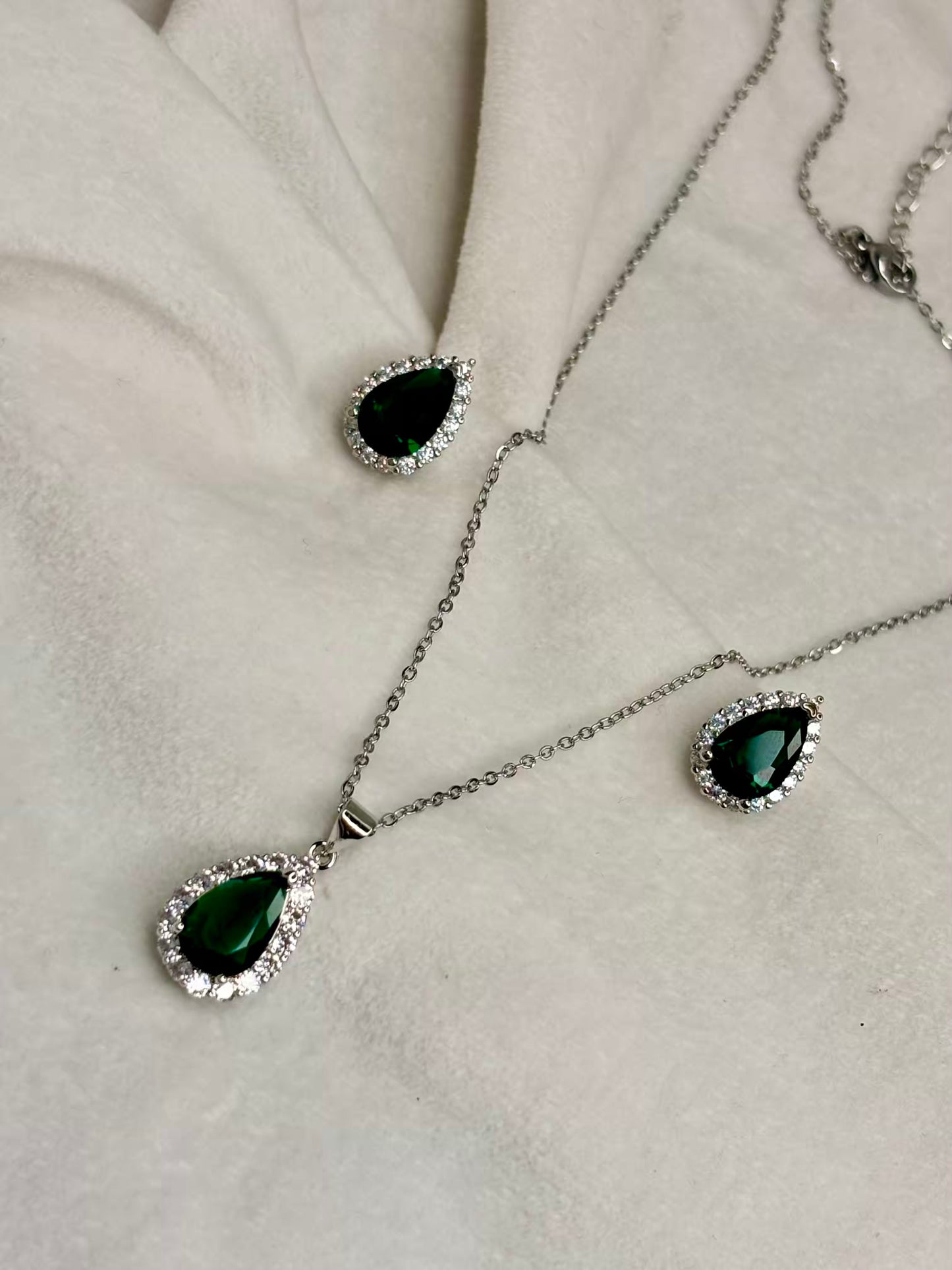 Green Emerald Necklace and Ear Studs
