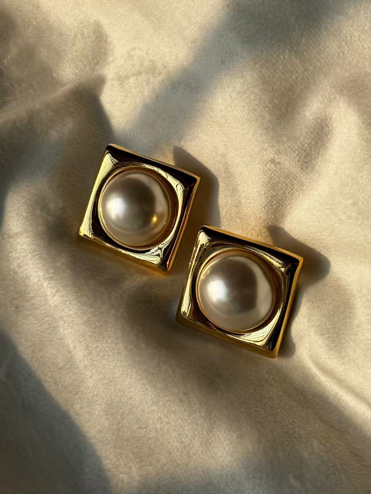 Premium Pearl Earrings Studs - 22k Gold Plated