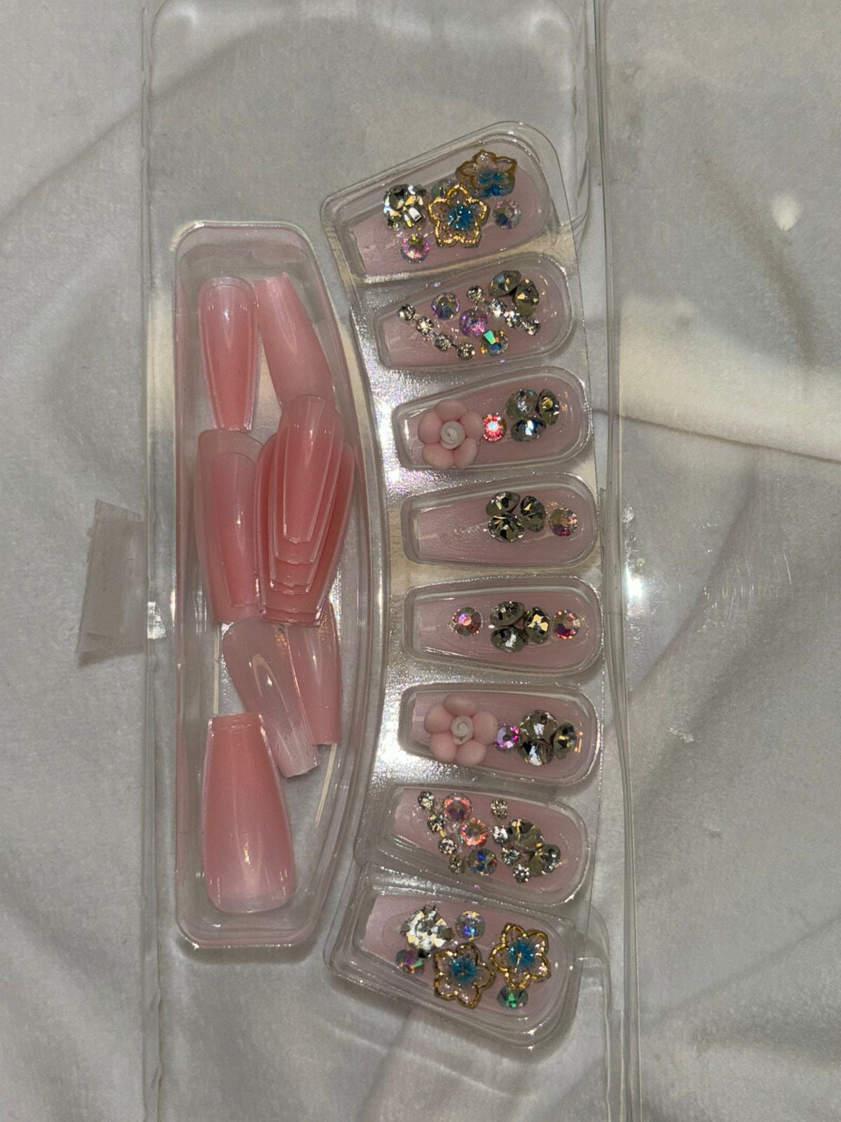 Baby Pink Flowery Party Style / Bridal Press On Nails ( Set of 24 )