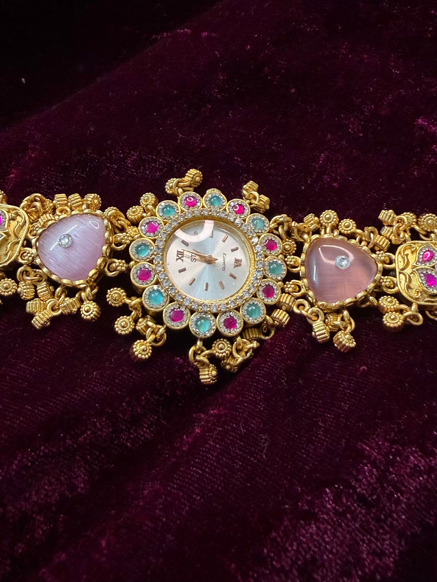 Pink Premium Gold Rajwadi Gold Plated Heritage Maharani Watch