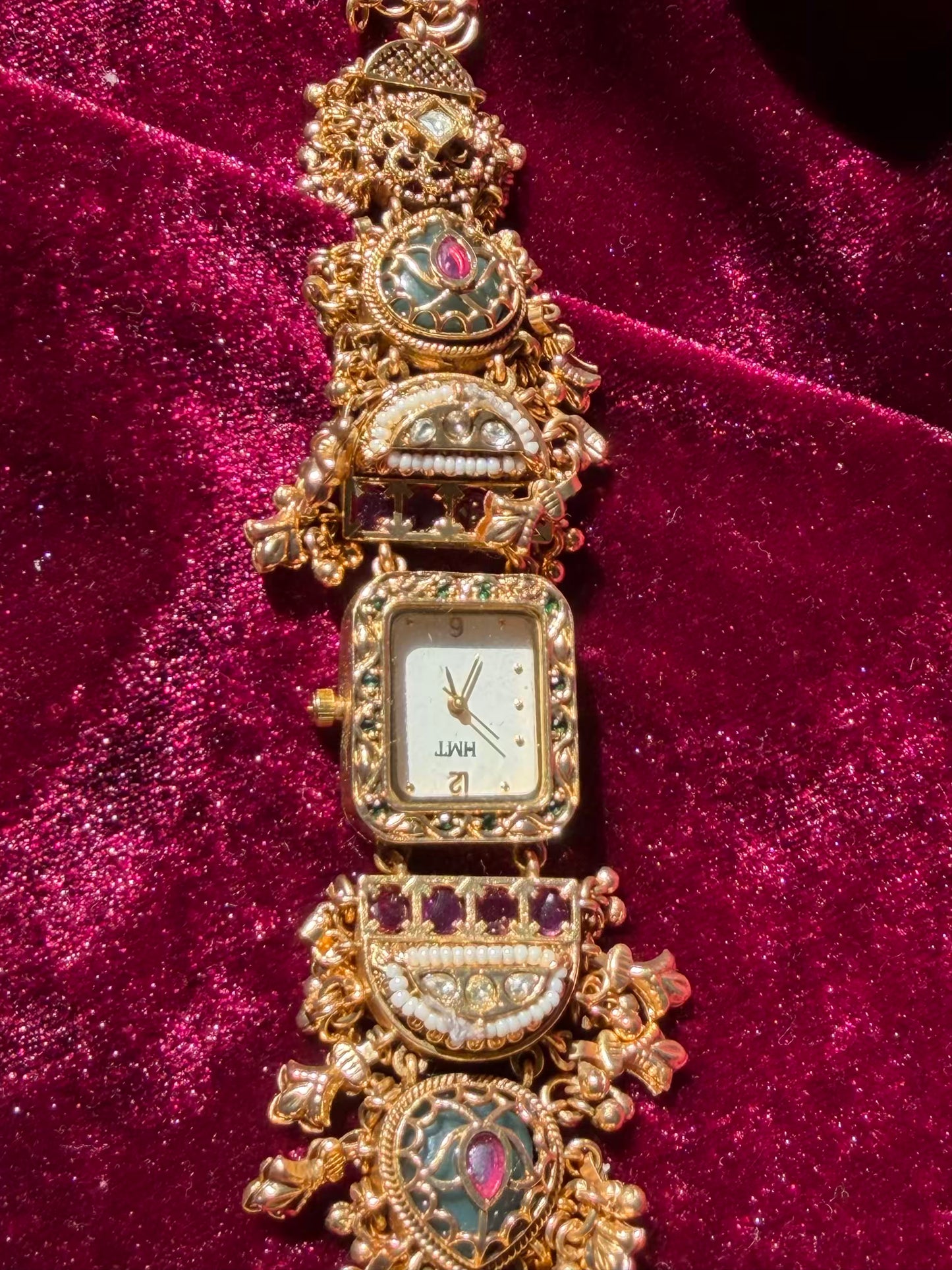 Swarn Mohini Temple Motif Ruby Kundan Gold Plated Heritage Maharani Watch ( Partial COD 200₹ )