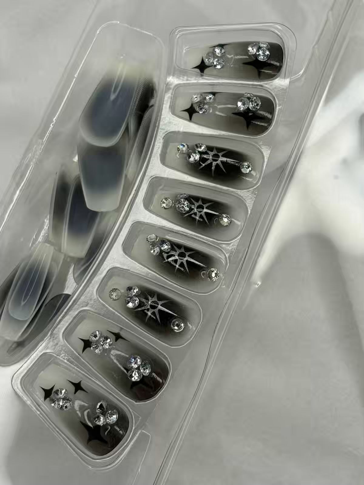 Black Starry Dazzle Basic Press On Nails ( Set of 24 )