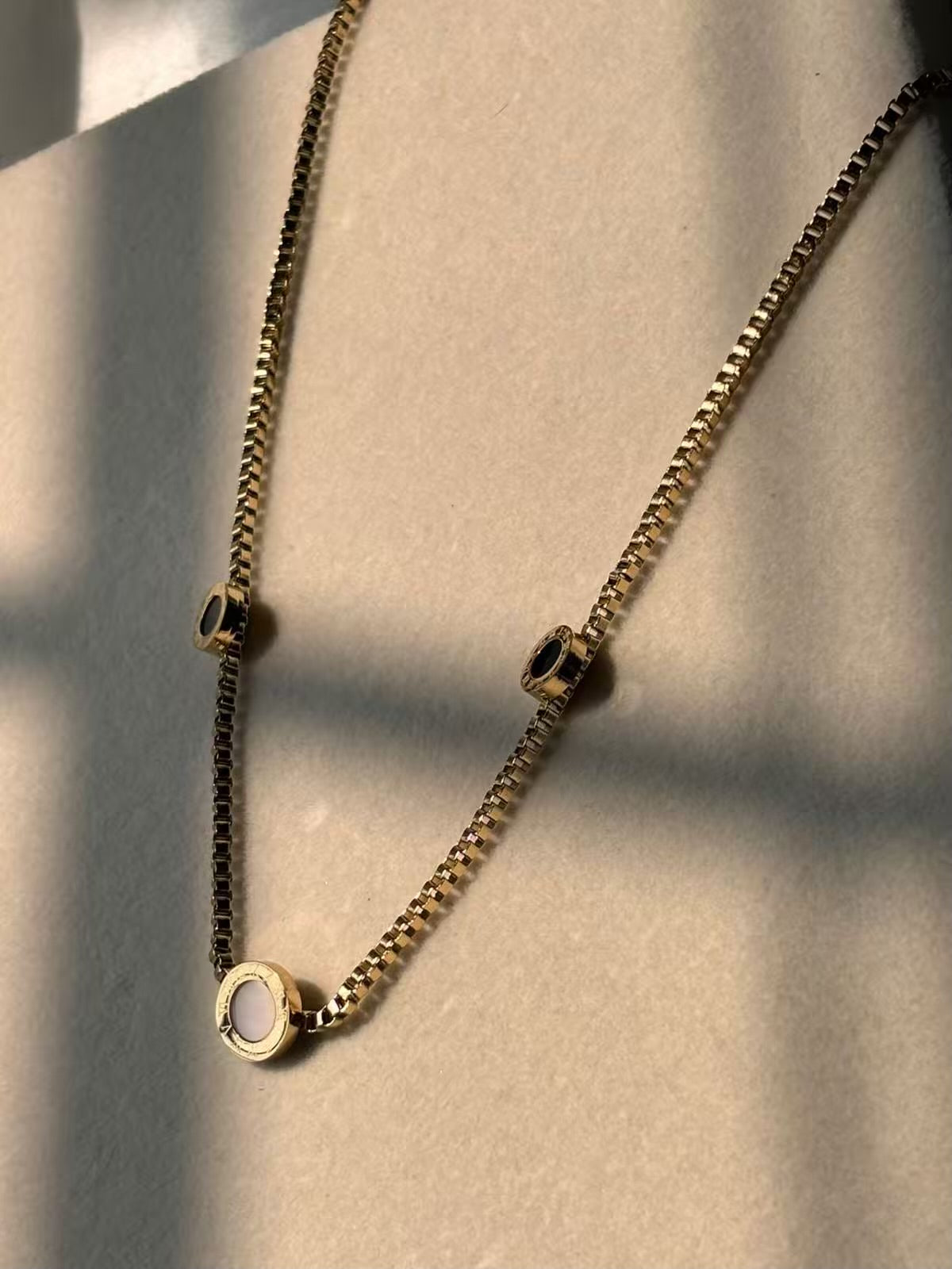 Roman Thick Chain Necklace - Gold