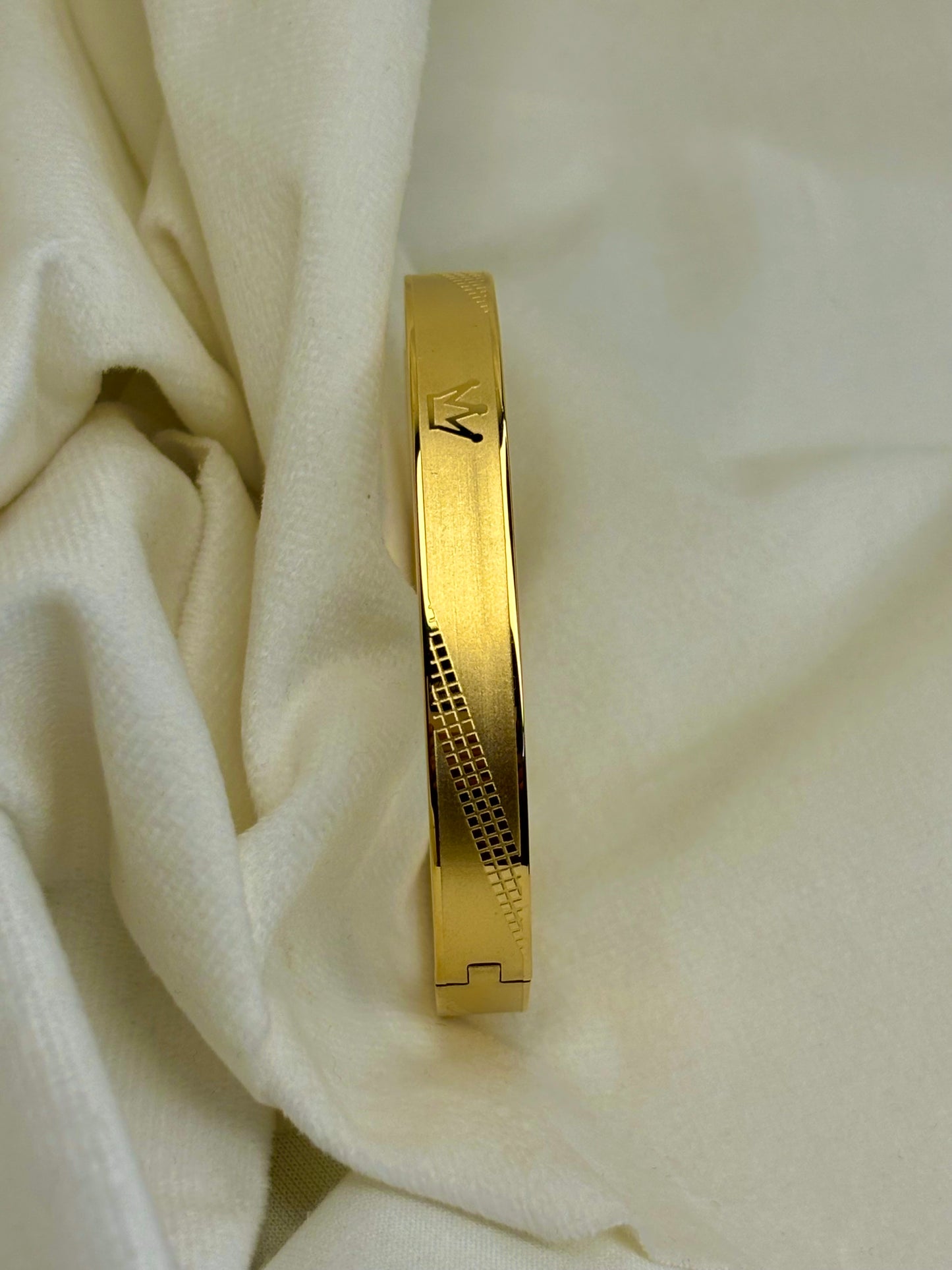 Crown Men Gold Kadha Bangle Bracelet 2.8