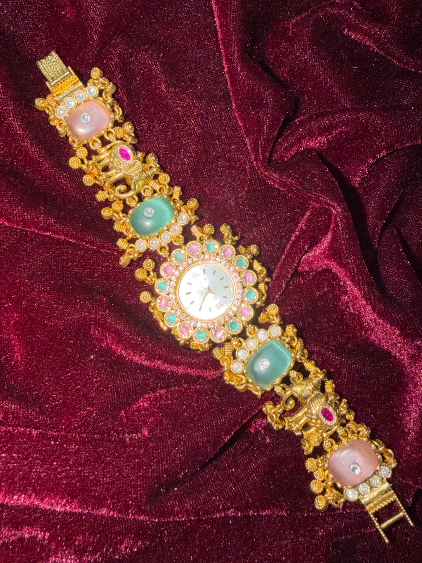 Mint Elephant Premium Gold Rajwadi Gold Plated Heritage Maharani Watch