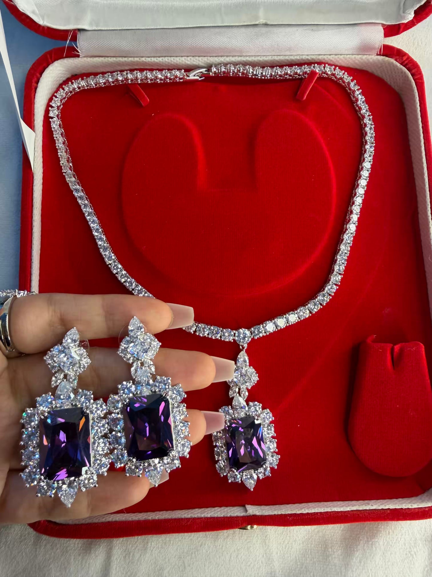 Amethyst Solitaire Rhodium Silver Necklace ( Open Delivery Available in Mumbai / Thane )( Prepaid / Partial COD )