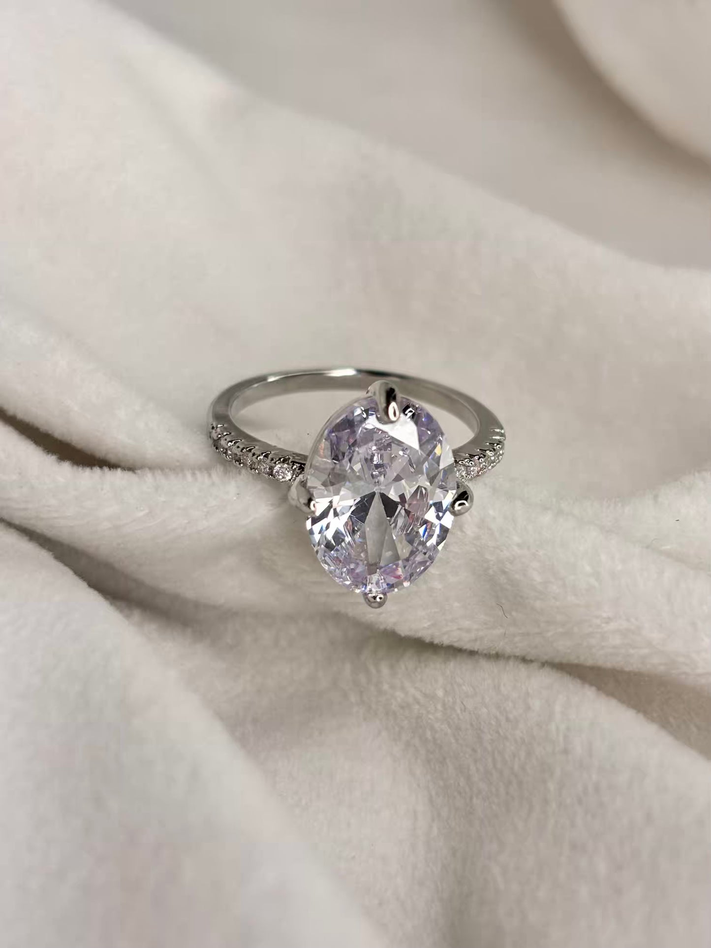 Oval Solitaire Ring - Silver