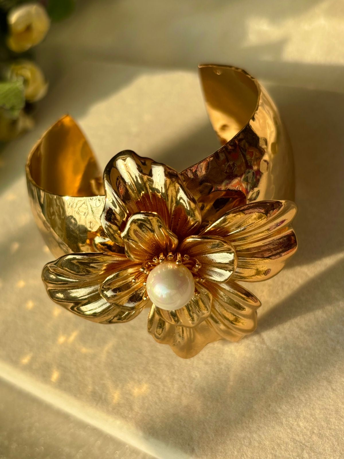 Levi’s Gold Bloomy Pearls Kada Bracelet Bangle - Gold
