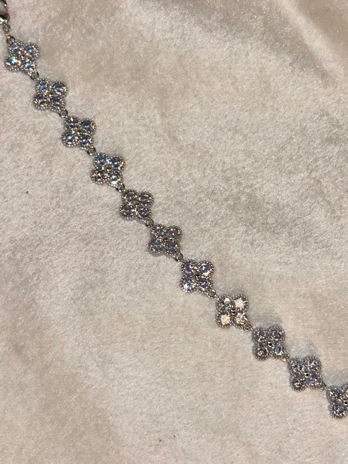 Clover Thick Sparkle Premium Silver Plated Tennis Bracelet
