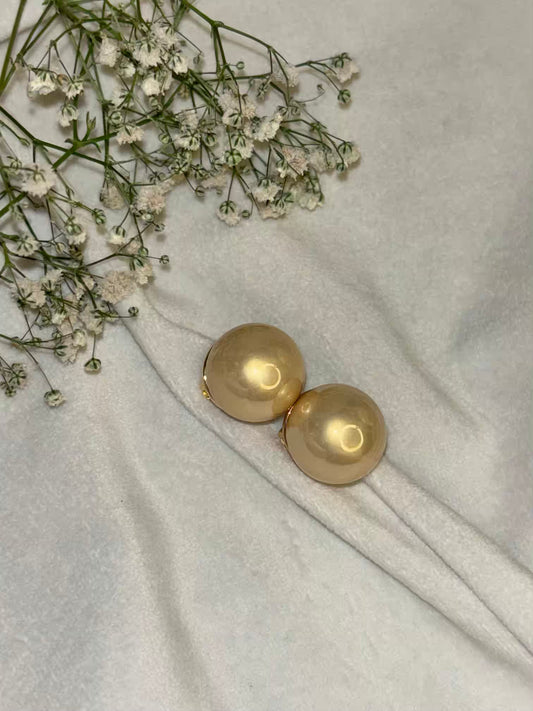 Yellow 18K Gold Pearl Clip ons Studs Earrings
