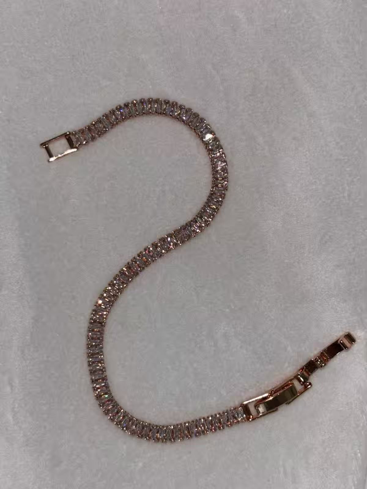Premium Single Line Solitaire Diamonds Tennis Bracelet Rose Gold ( Unisex ) 1pc