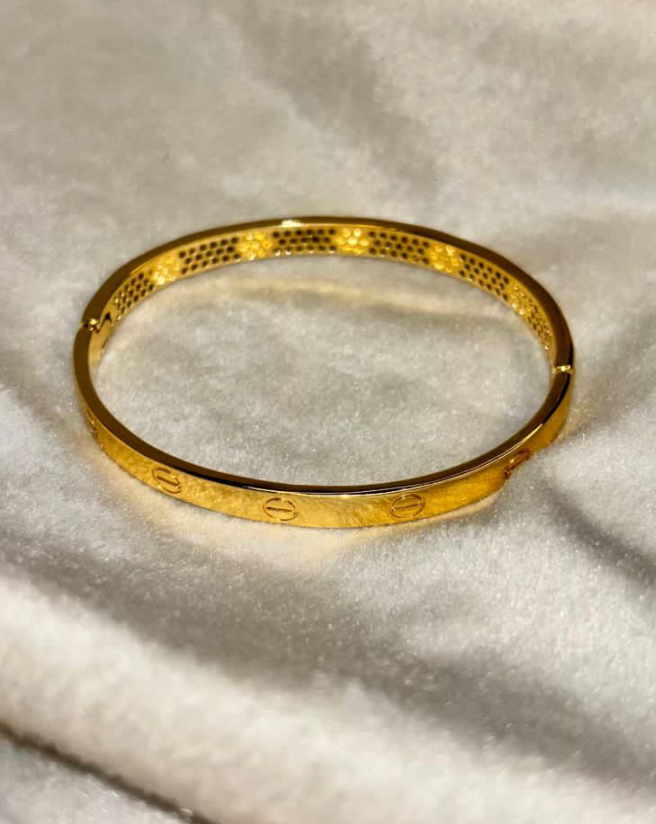 Studded Heartfelt Kada 18K Premium Kada Bangle Gold Plated Bangle