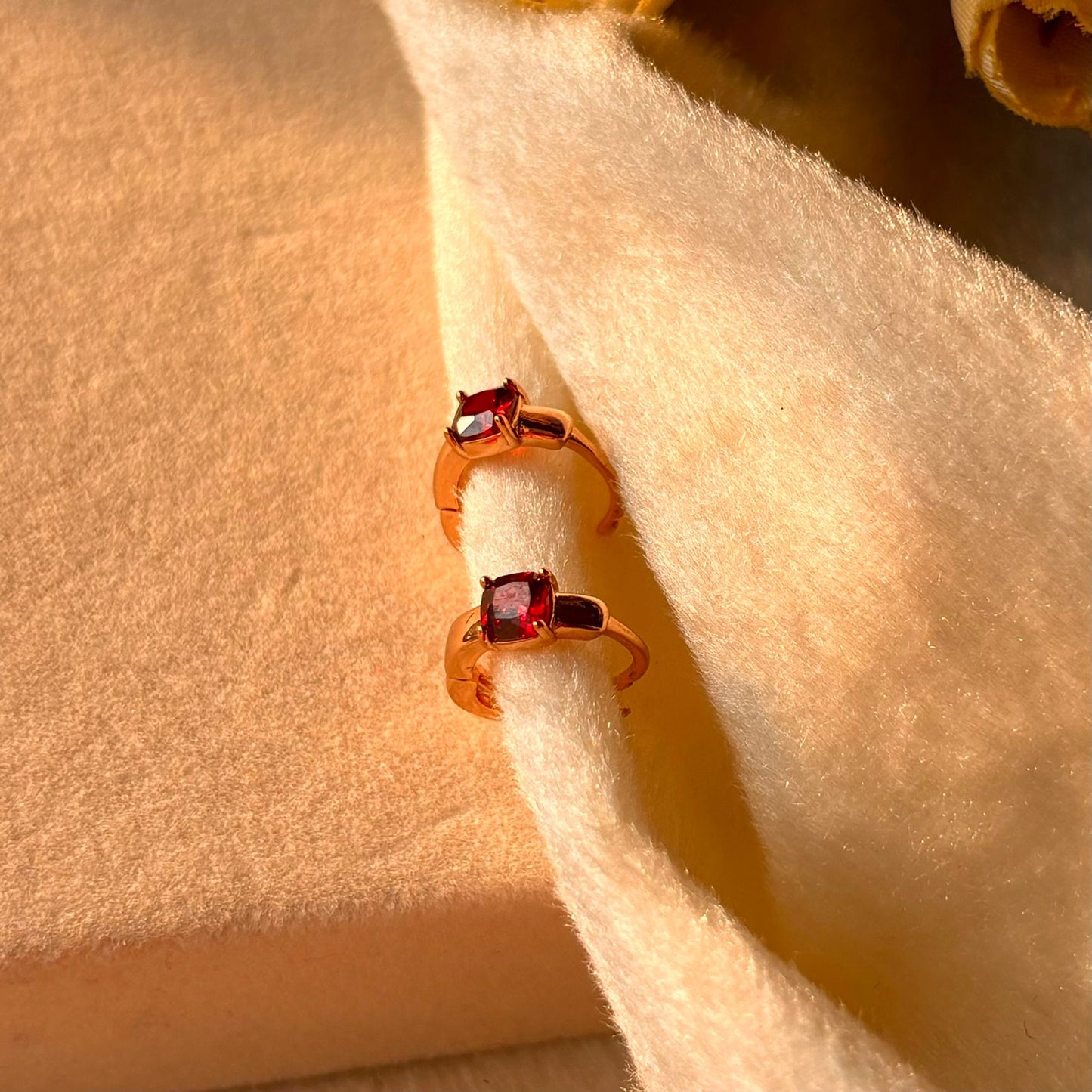 Red Solitaire Tiny Bali Earrings - Gold Plated