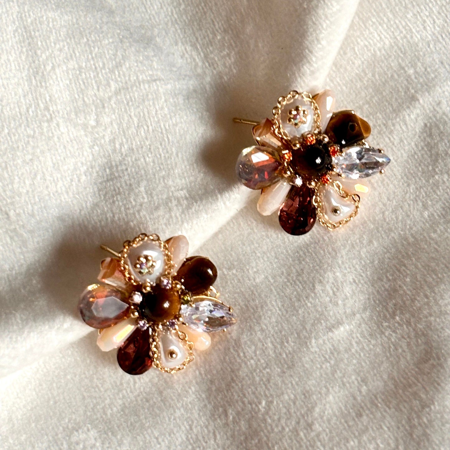 Premium Cat Eye Beads Floral Earrings