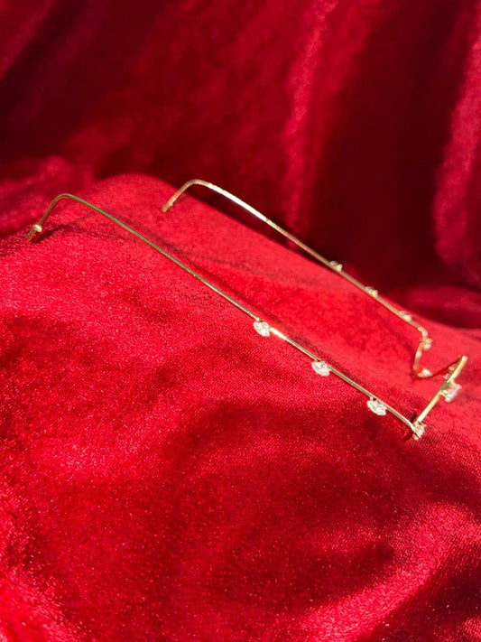 Viral Facelet – Wave Curve Crystal Drop Gold Plated Finish Design (Partial COD ₹200)