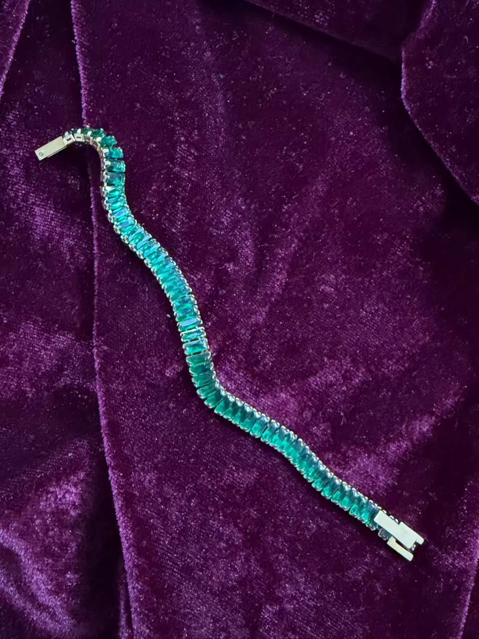 Men's Emerald Tennis Rakhi Bracelet