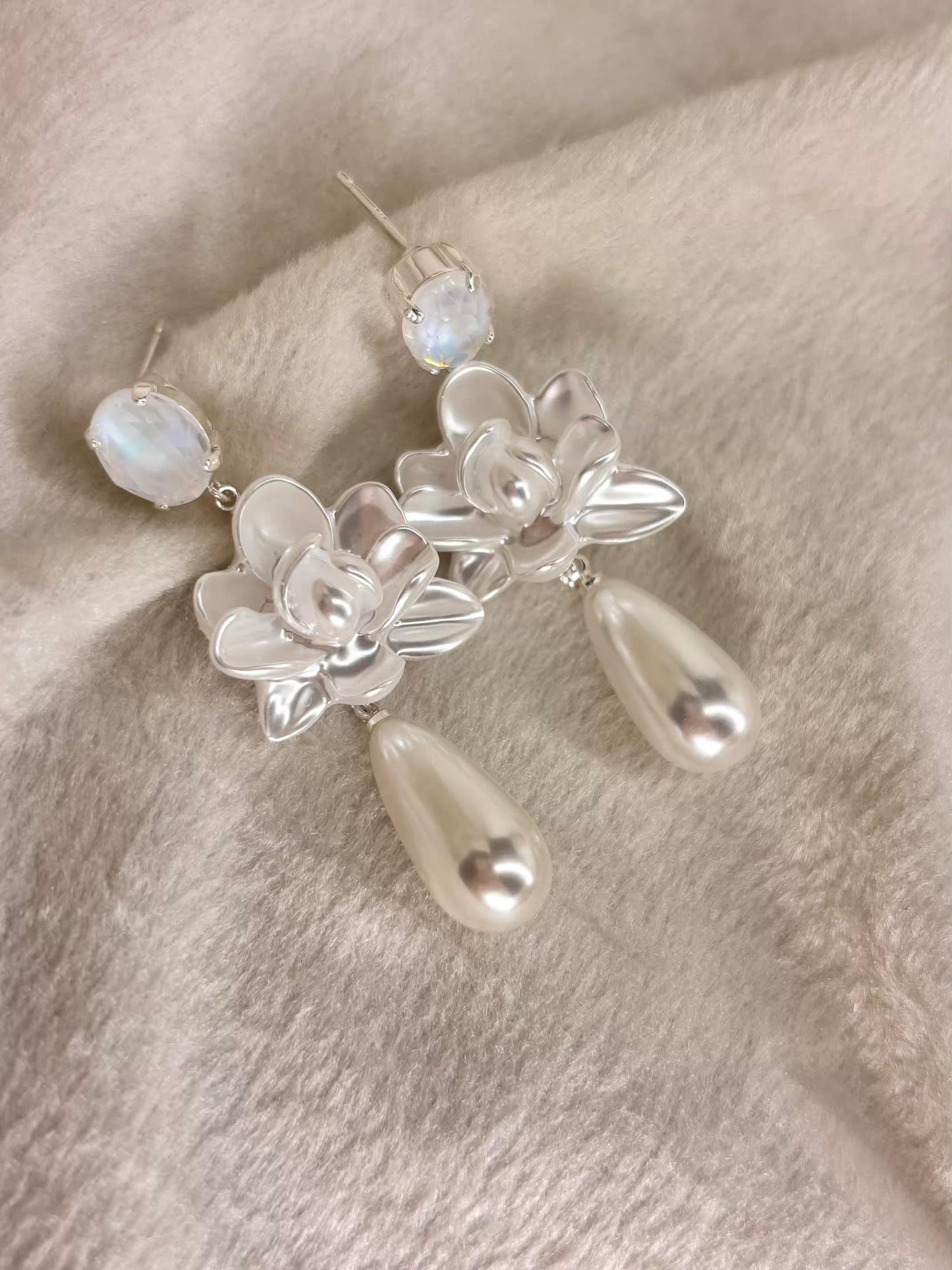 Crystal Flowers Dangle Earrings Silver Plated Earrings Premium Earrings