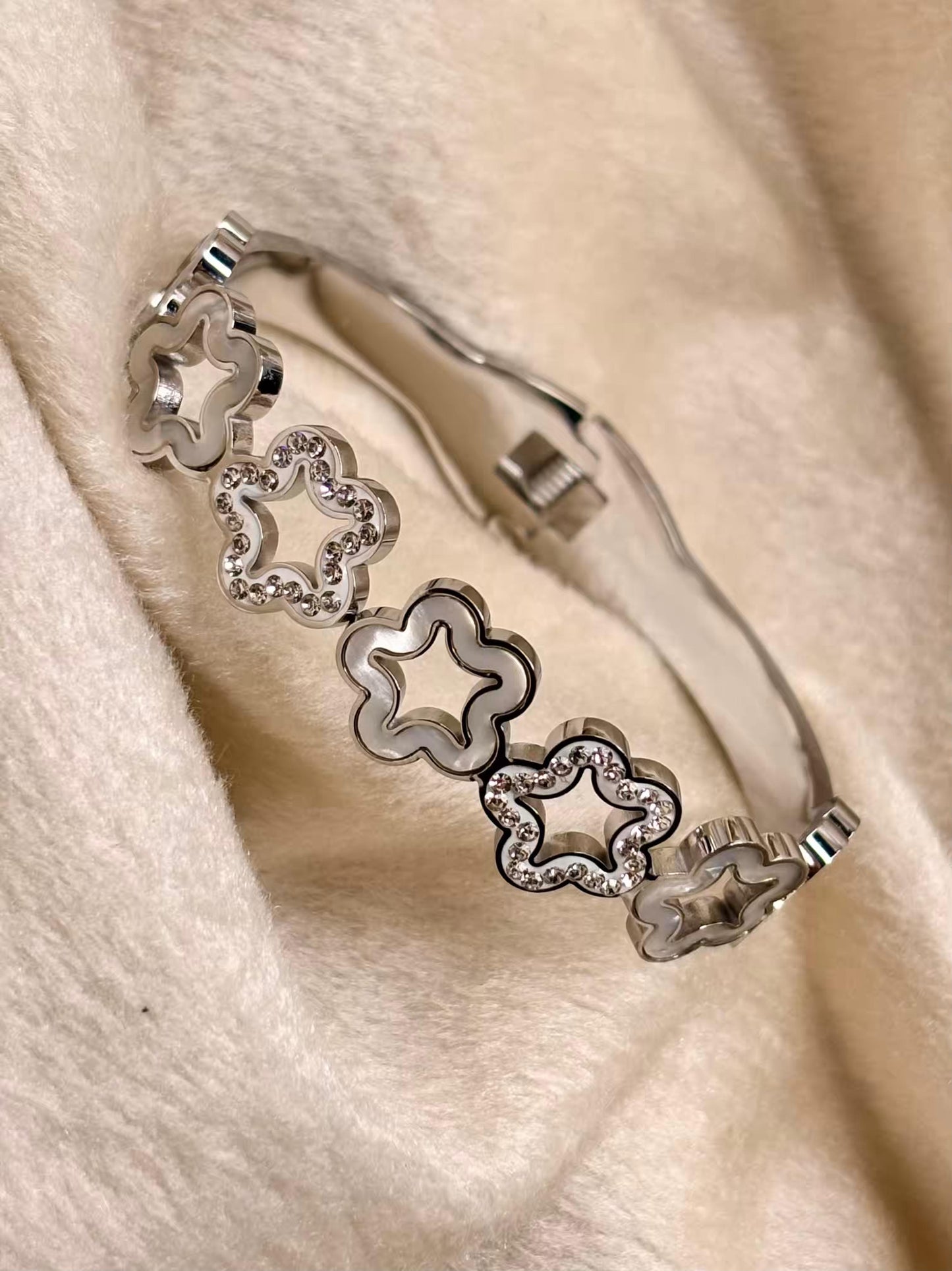 For Thin Wrist Studded Silver Clover Stack Bangle Silver plated Premium Bangle 2.2 - 2.4 Size