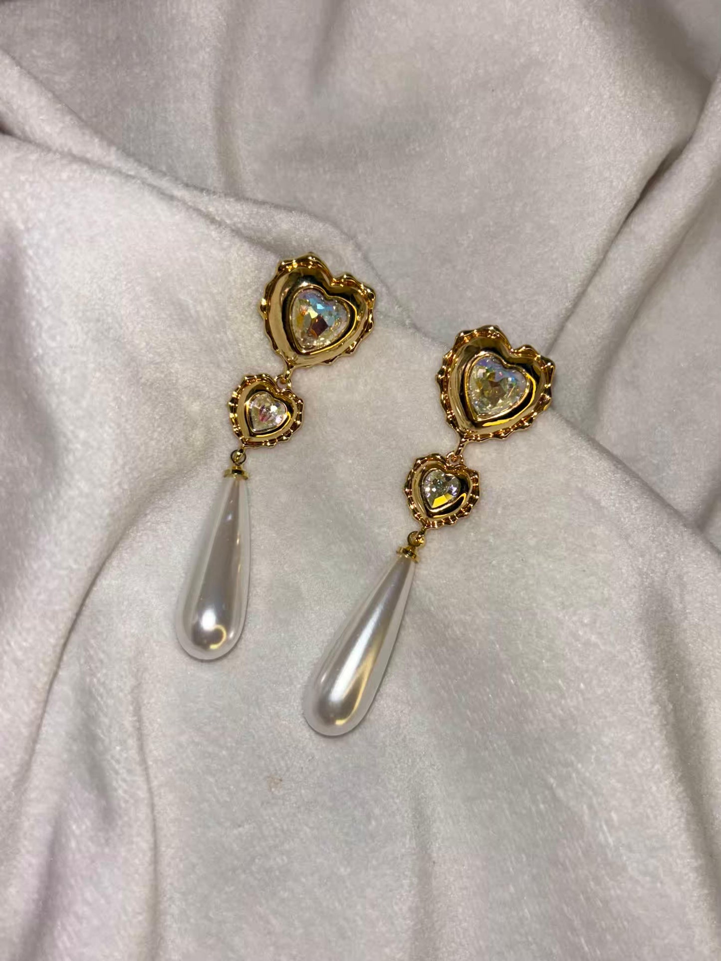 Dew Pearl Earrings 18K Gold Plated Premium Earrings