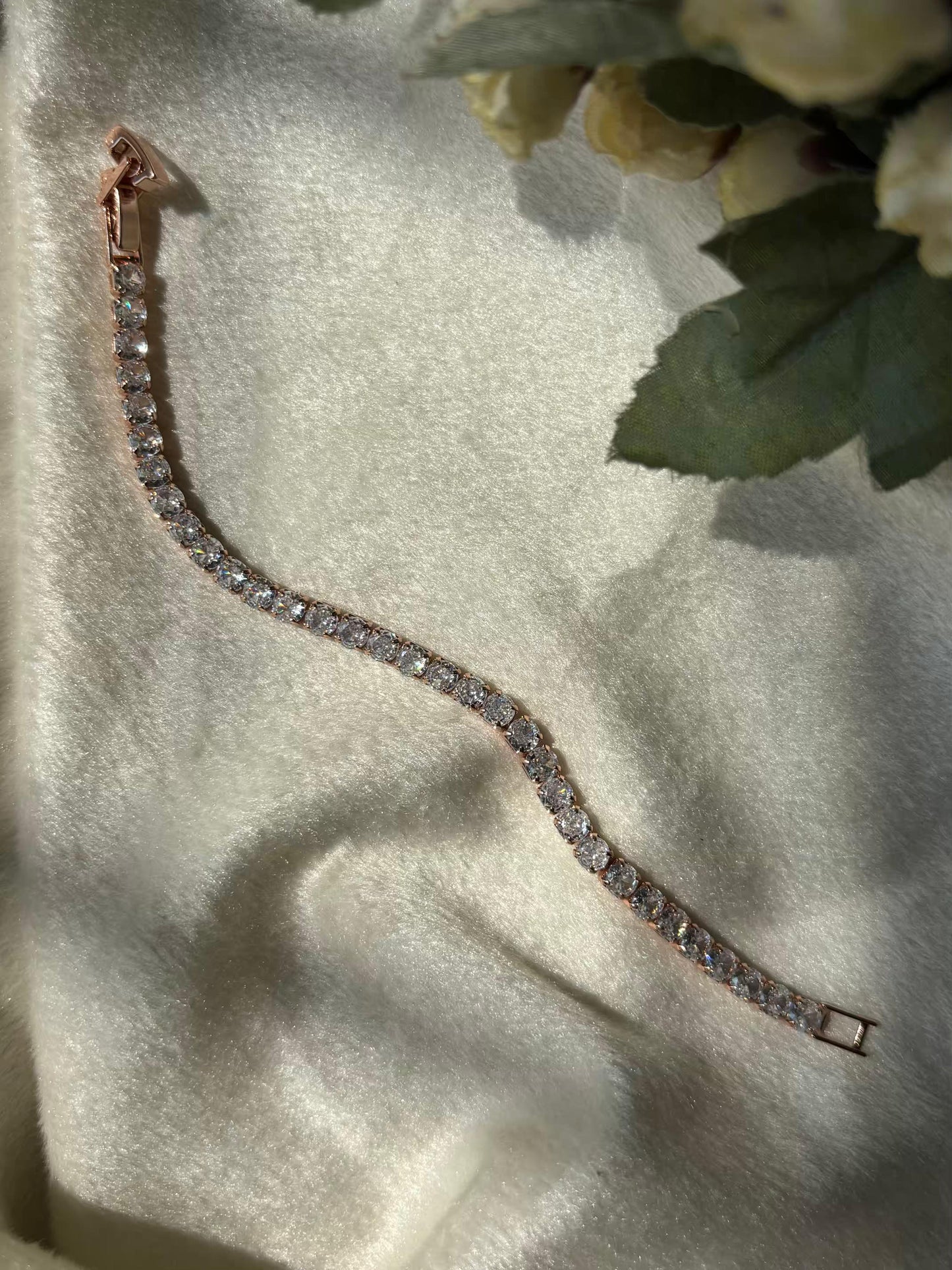 Medium Size Sparkle Premium 18K Gold Plated Tennis Bracelet