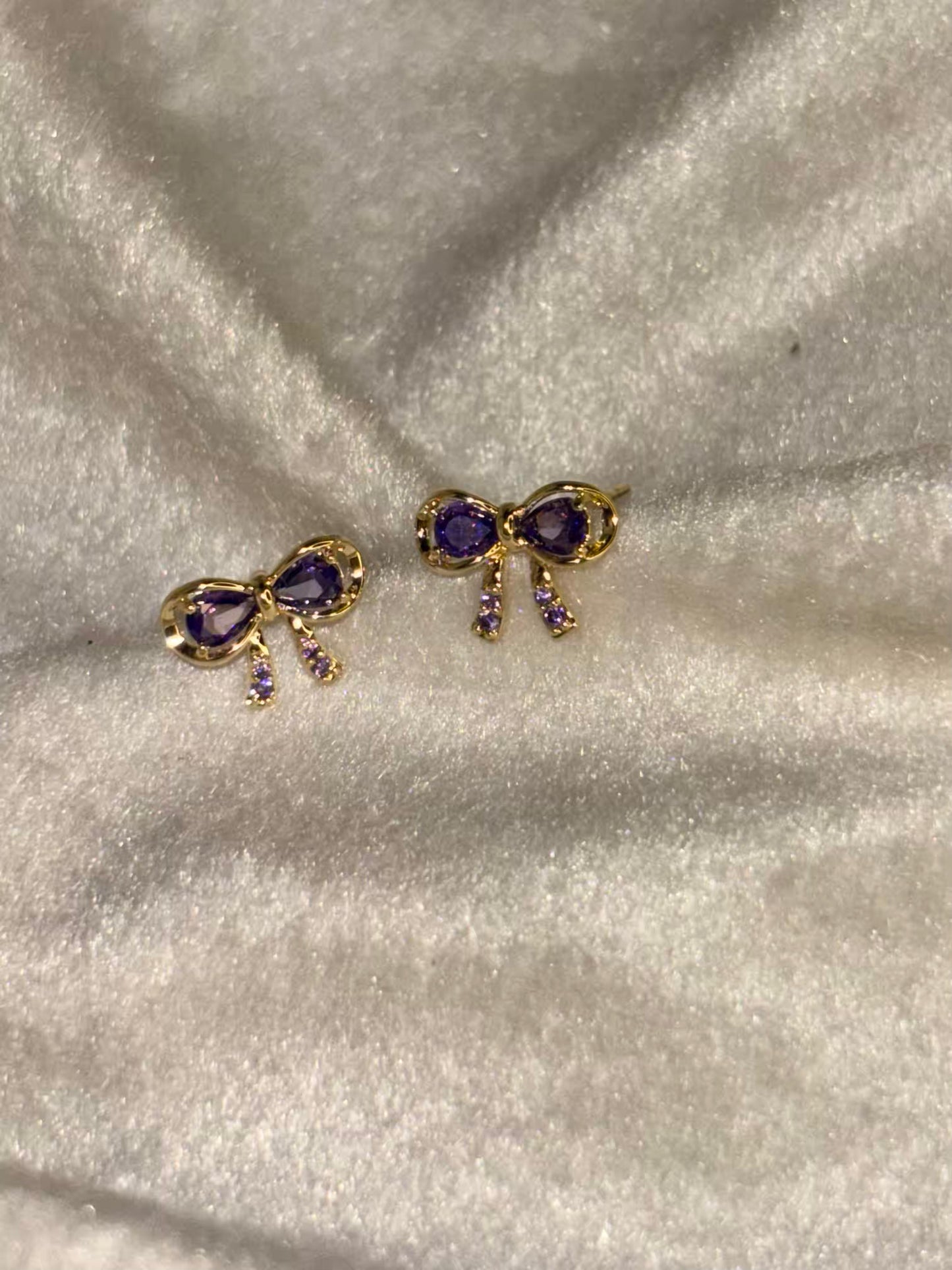 Purple Knot Studds Earring 18K Gold Plated Earrings Premium Earrings