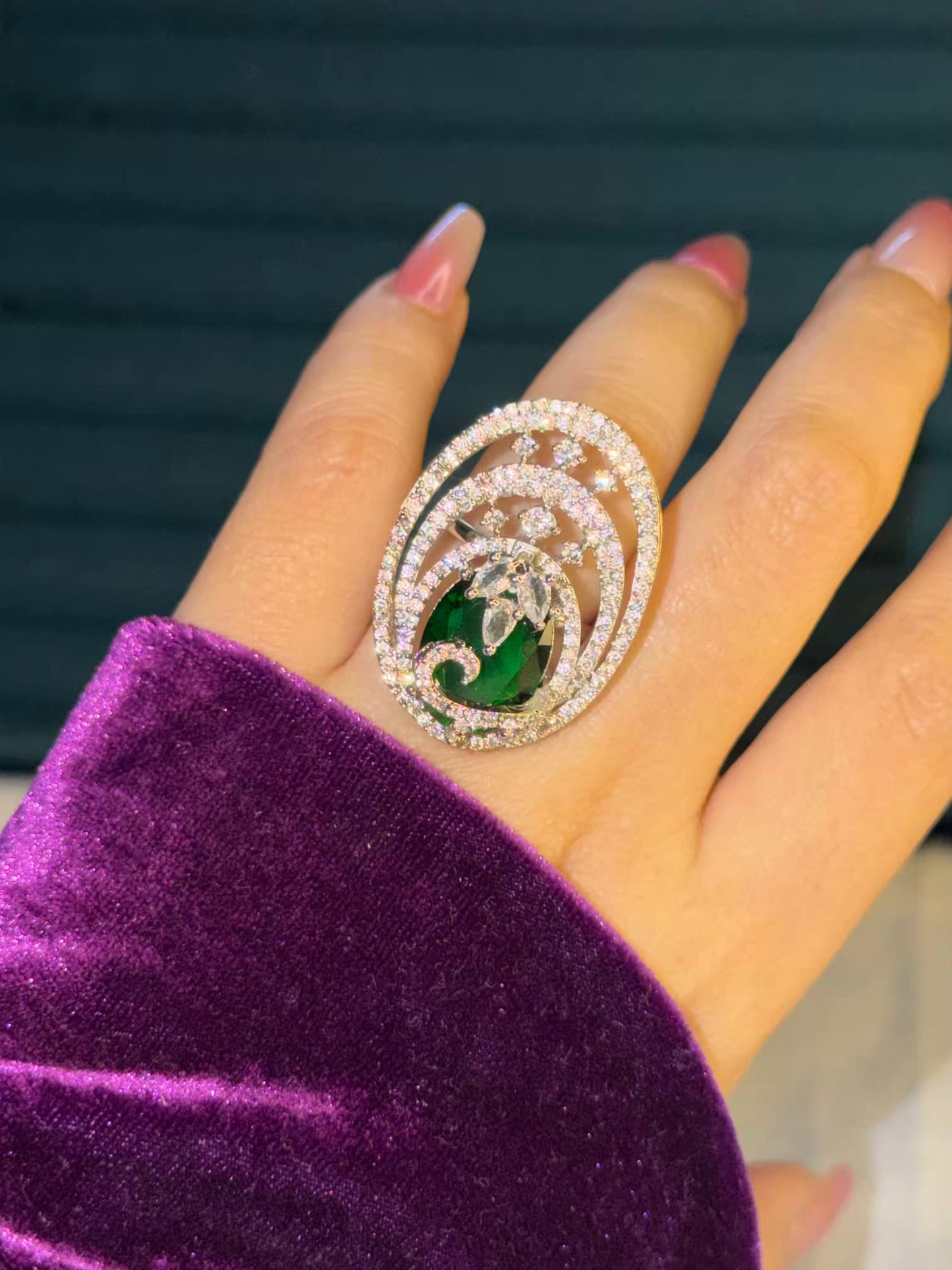 Emerald Seraph Swirl Silver Plated Premium Ring (Adjustable)