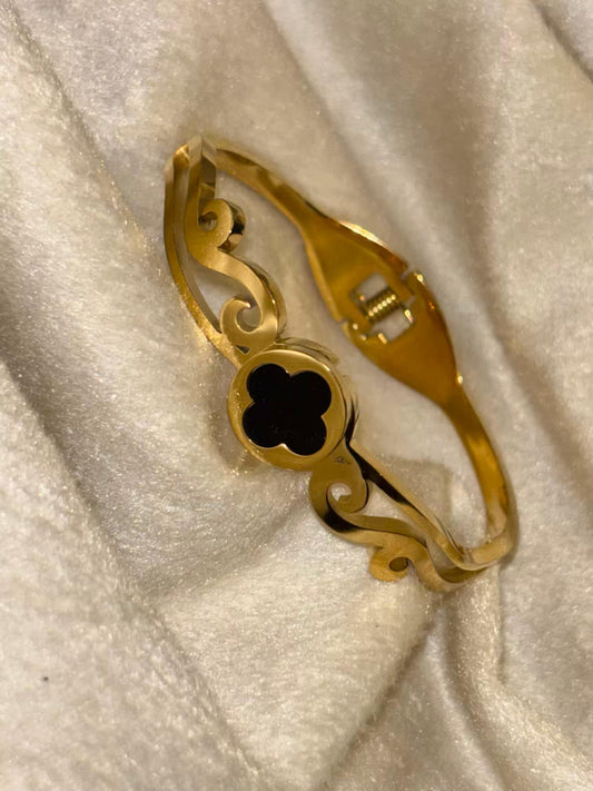 For Thin Wrist Clover Sculpt Bangle 18K Gold plated Premium Bangle 2.2 - 2.4 Size