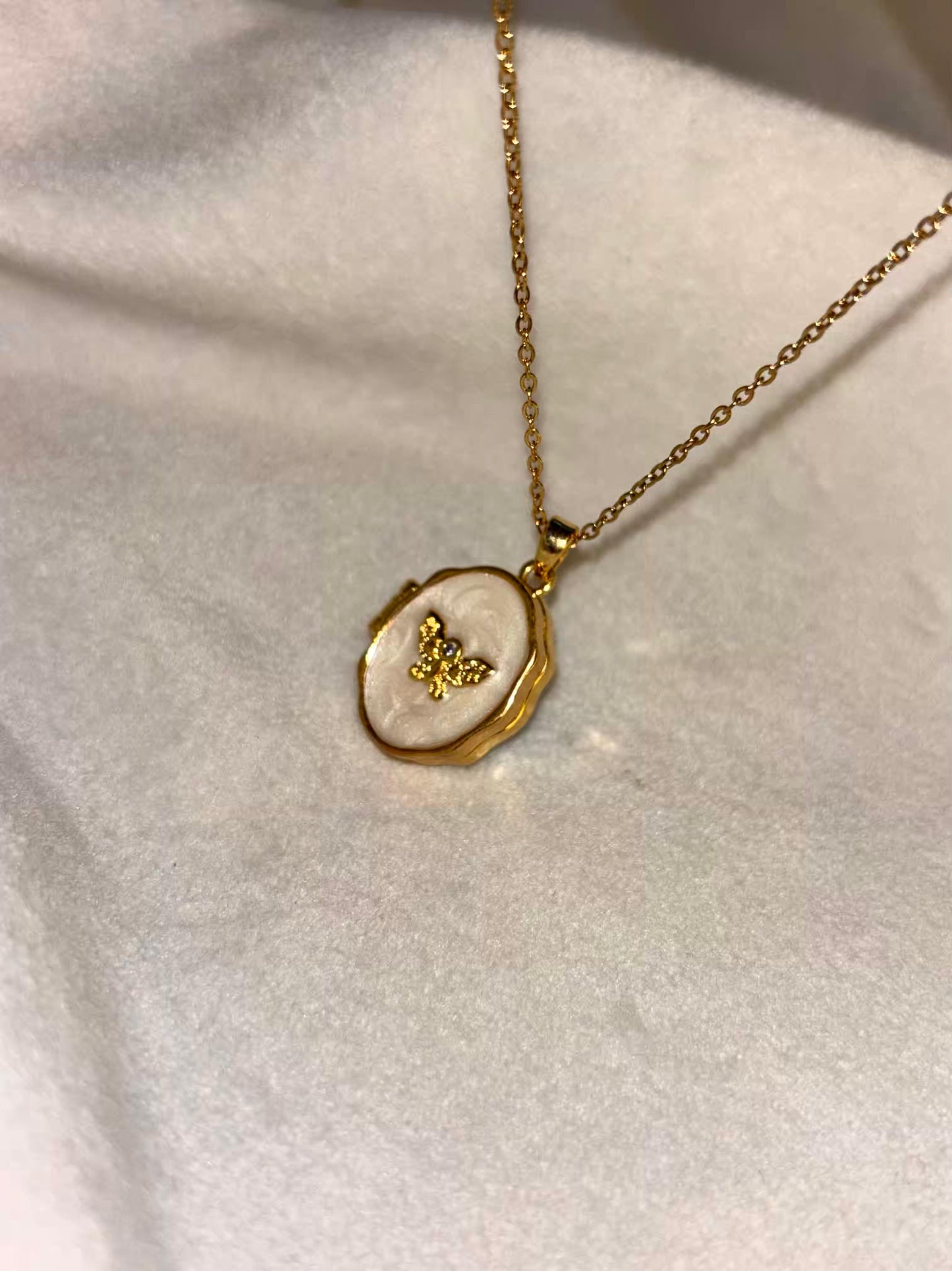 Butterfly Engraved (Photo/Message) Openable Necklace 18K Gold Plated Premium Necklace