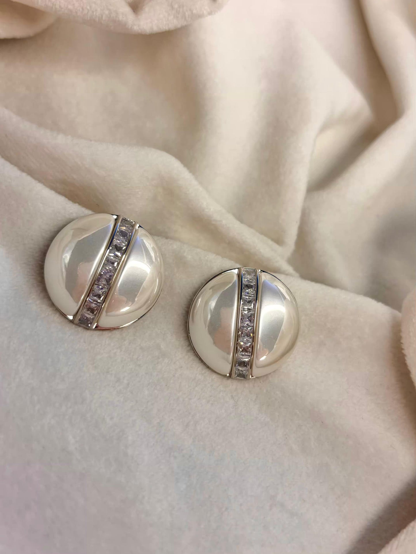 Studded Pearl Earrings 18K Gold Plated Premium Earrings