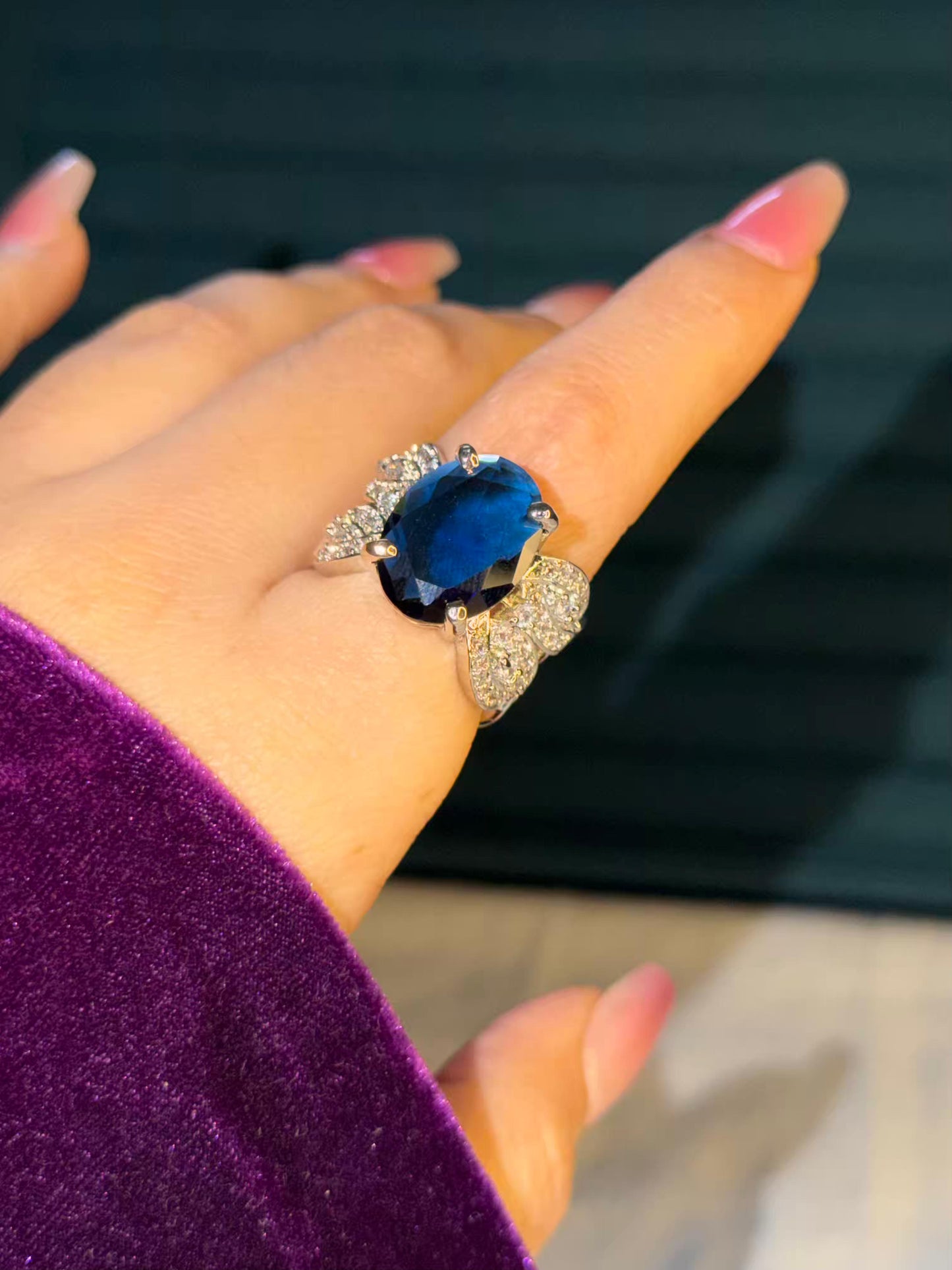 Royal Blue Oval Big Silver Plated Size 7 Us Ring