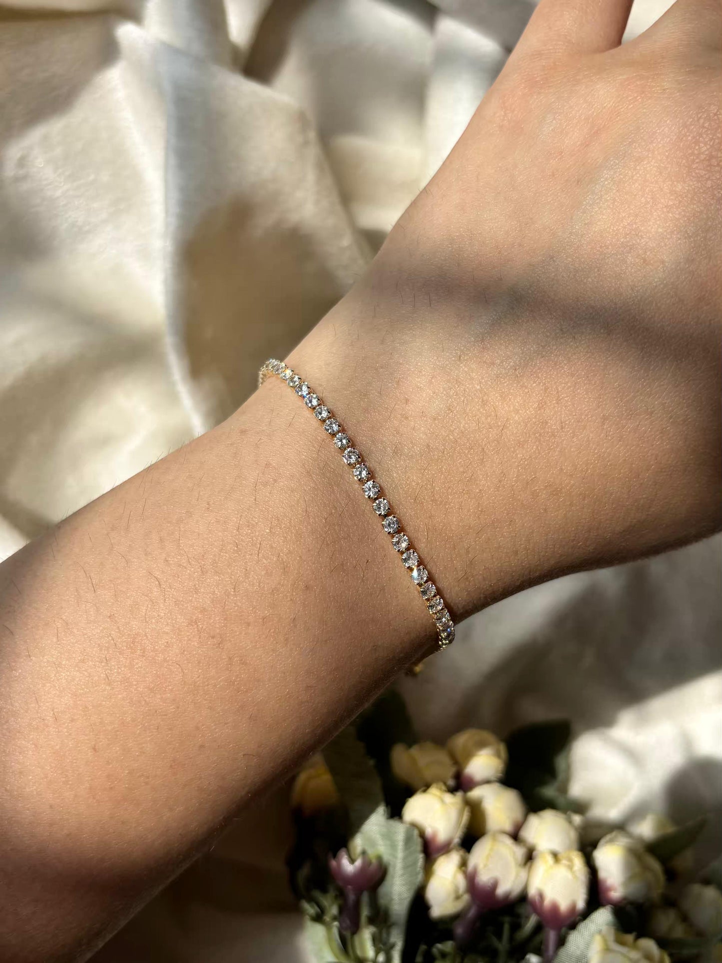 Medium Size Sparkle Premium 18K Gold Plated Tennis Bracelet