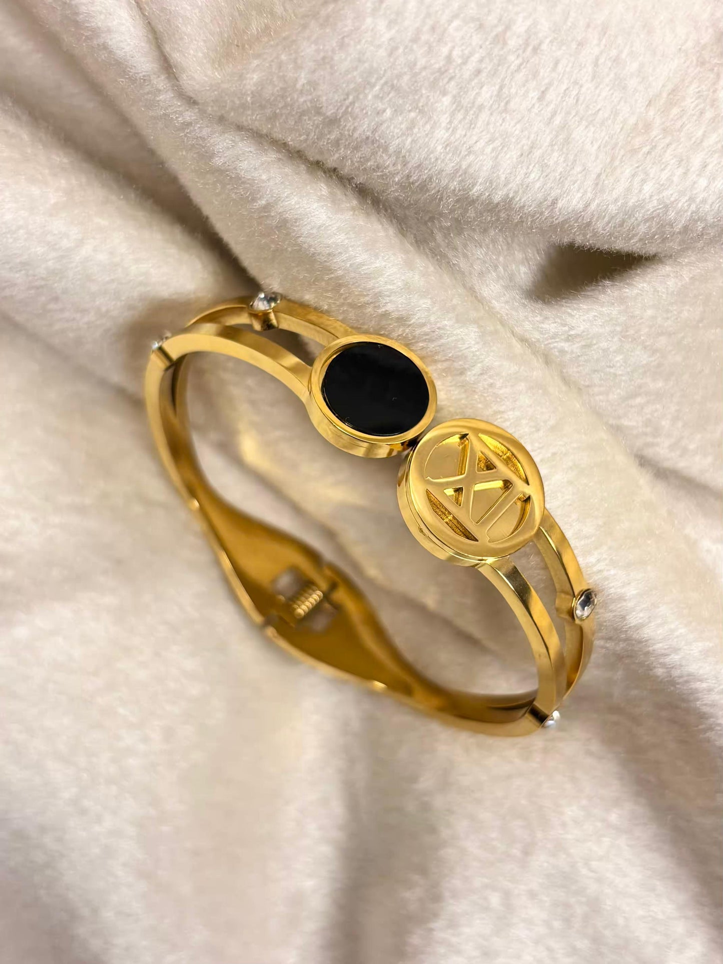 For Thin Wrist Abyss Bangle 18K Gold plated Premium Bangle 2.2 - 2.4 Size