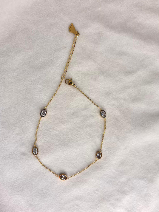Oval Studded 18K Gold Plated Premium Anklet Payal with Golden hooks
