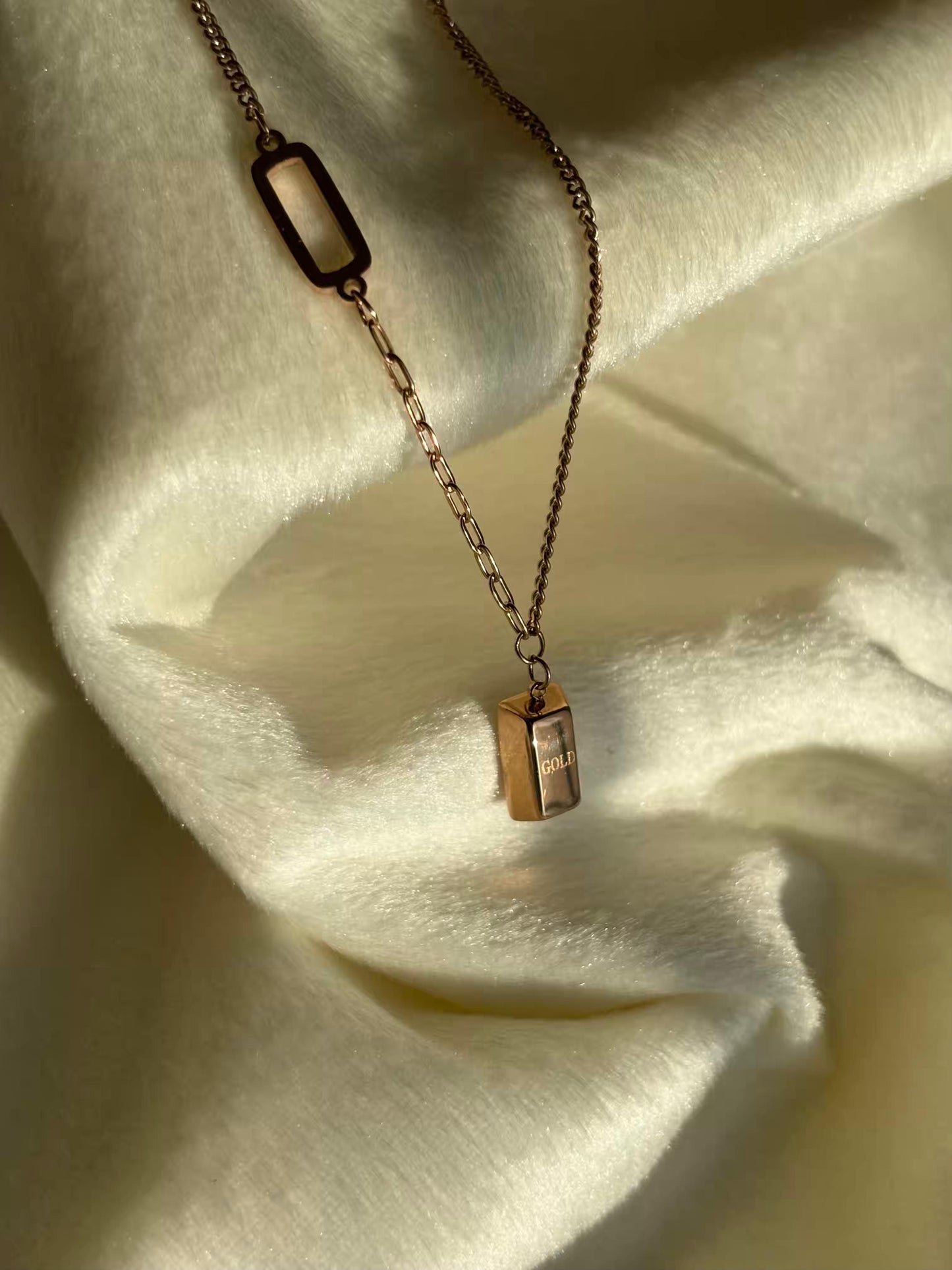 Bar Necklace Rose Gold Plated Premium Necklace