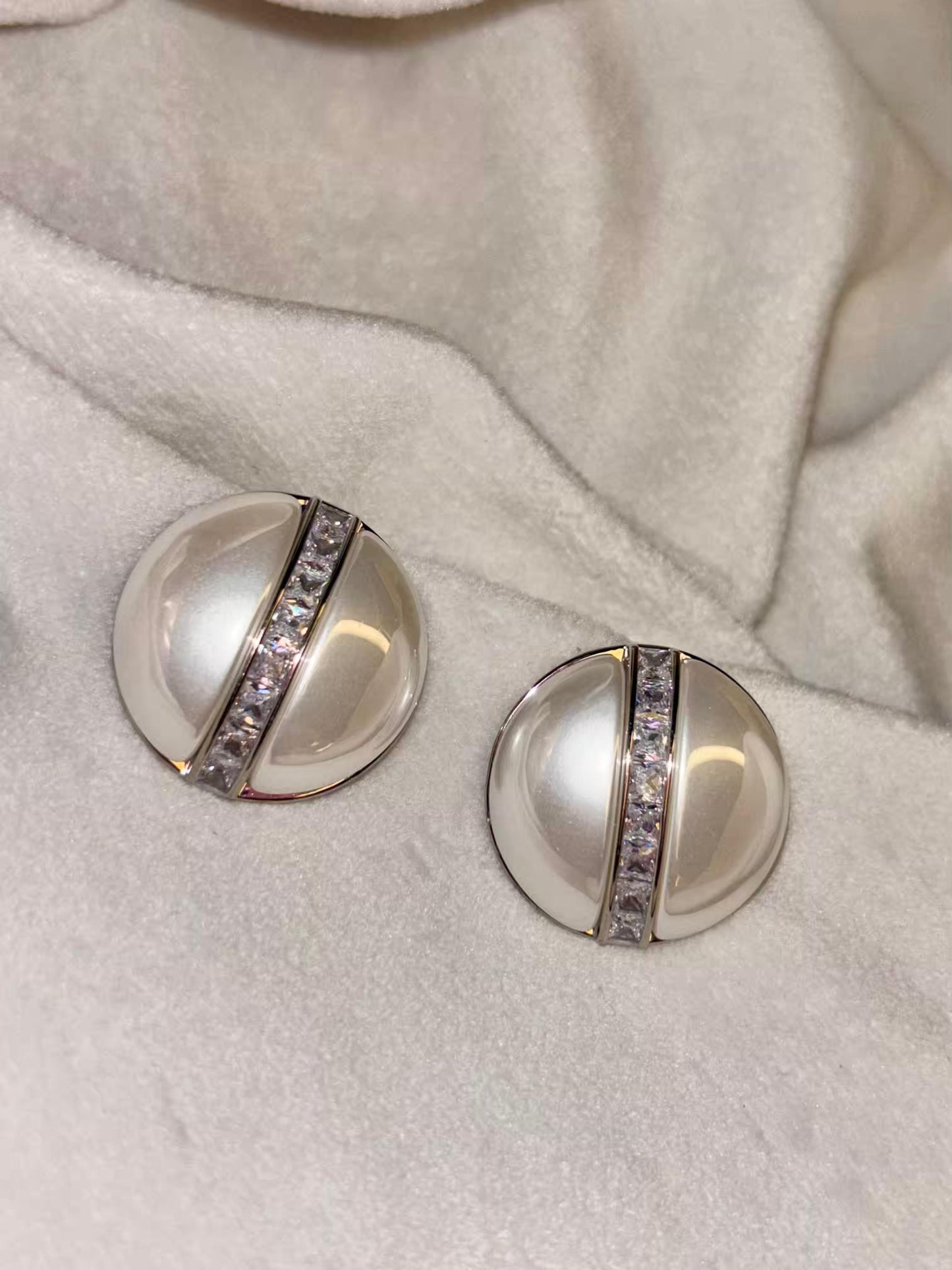 Studded Pearl Earrings 18K Gold Plated Premium Earrings