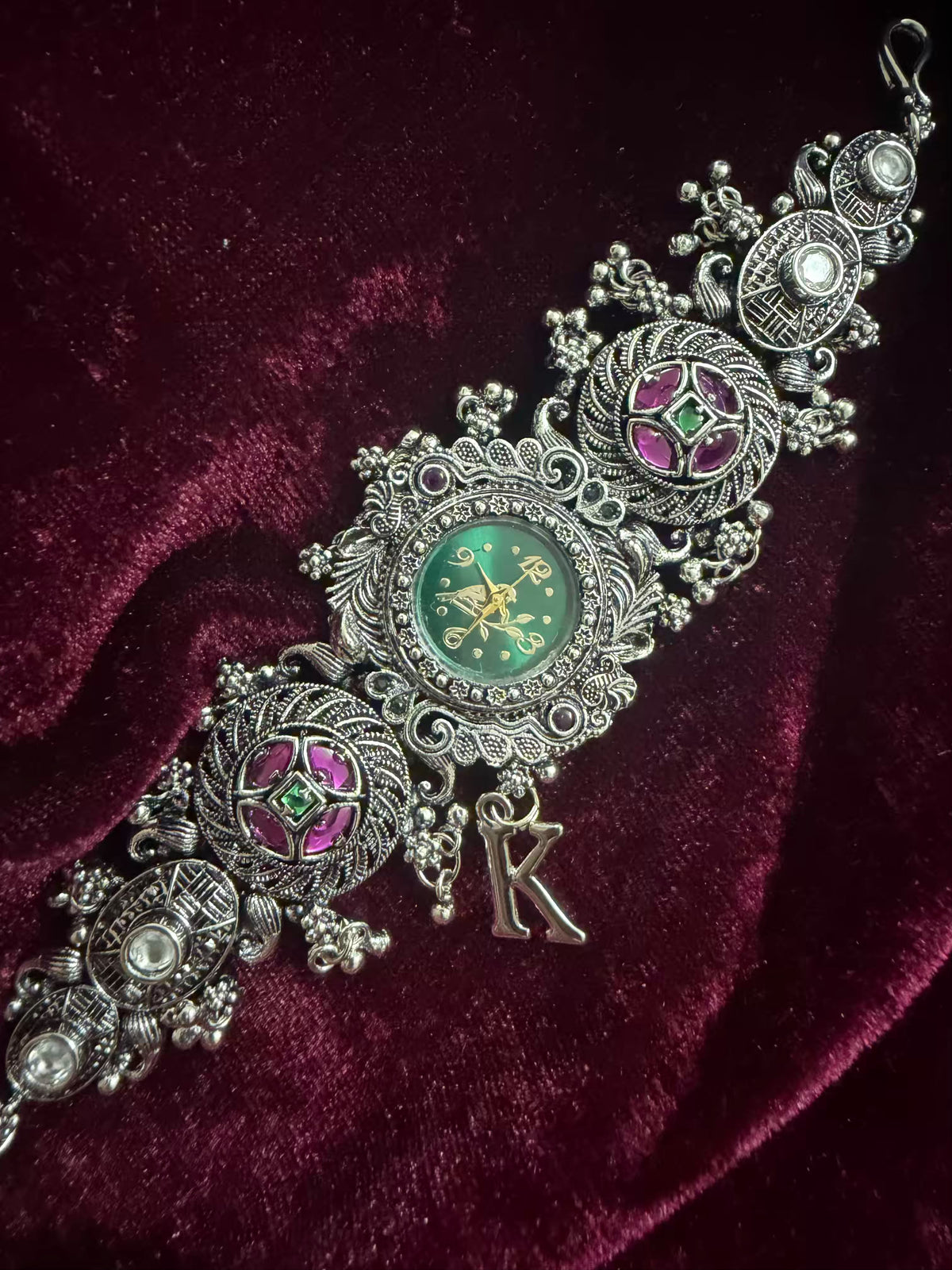 Rajasthani Emerald Royalty Silver-Tone Navratri Oxidised Heritage Watch