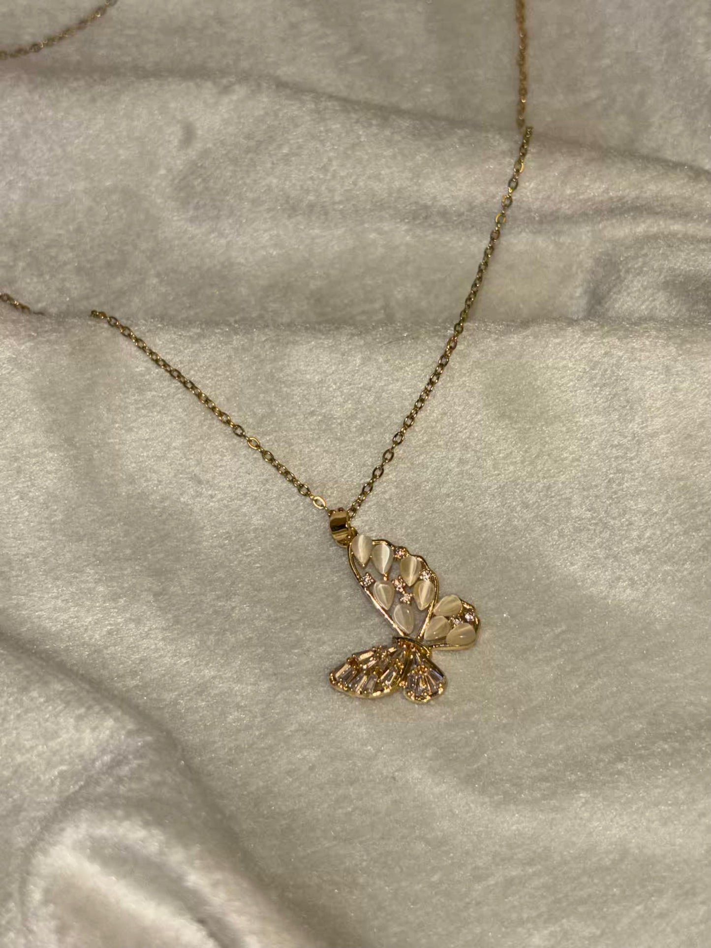 Motif Butterfly Necklace 18K Gold Plated Premium Necklace