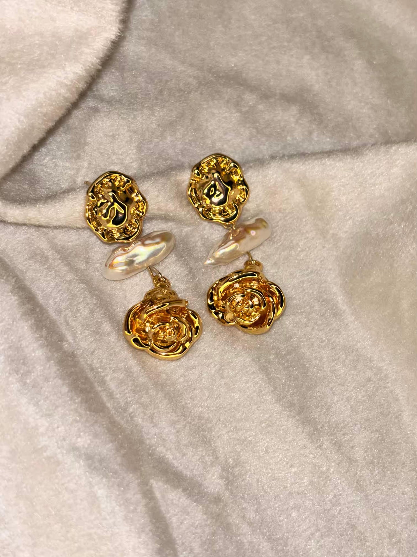 Pearl San Earrings 18K Gold Plated Earrings Premium Earrings